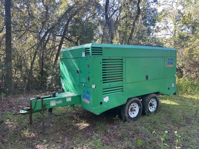 2017 Doosan HP915WCUIQR 915 cfm Mobile Air Compressor