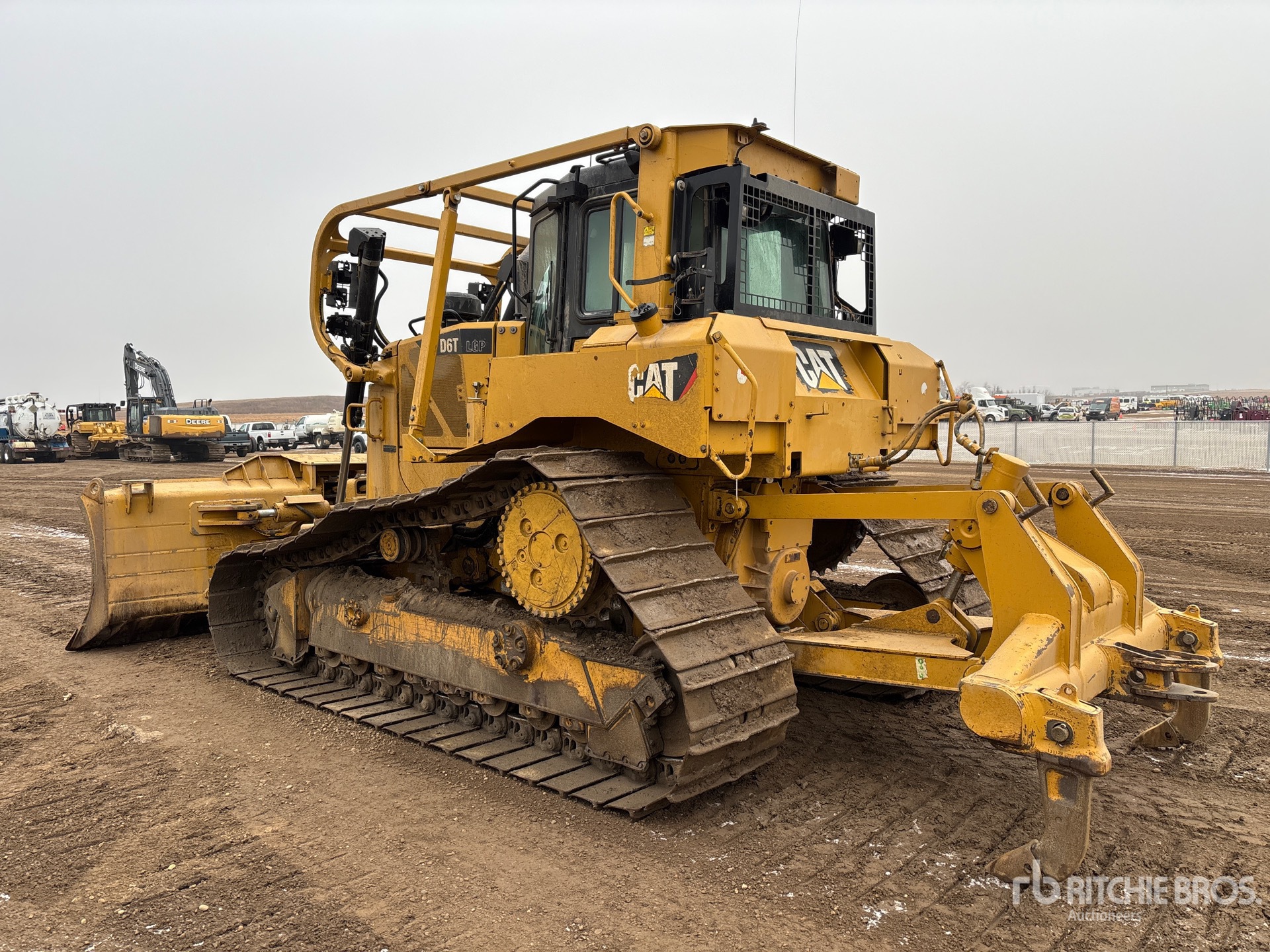 General Appearance with Imagen: esquina trasera izquierda