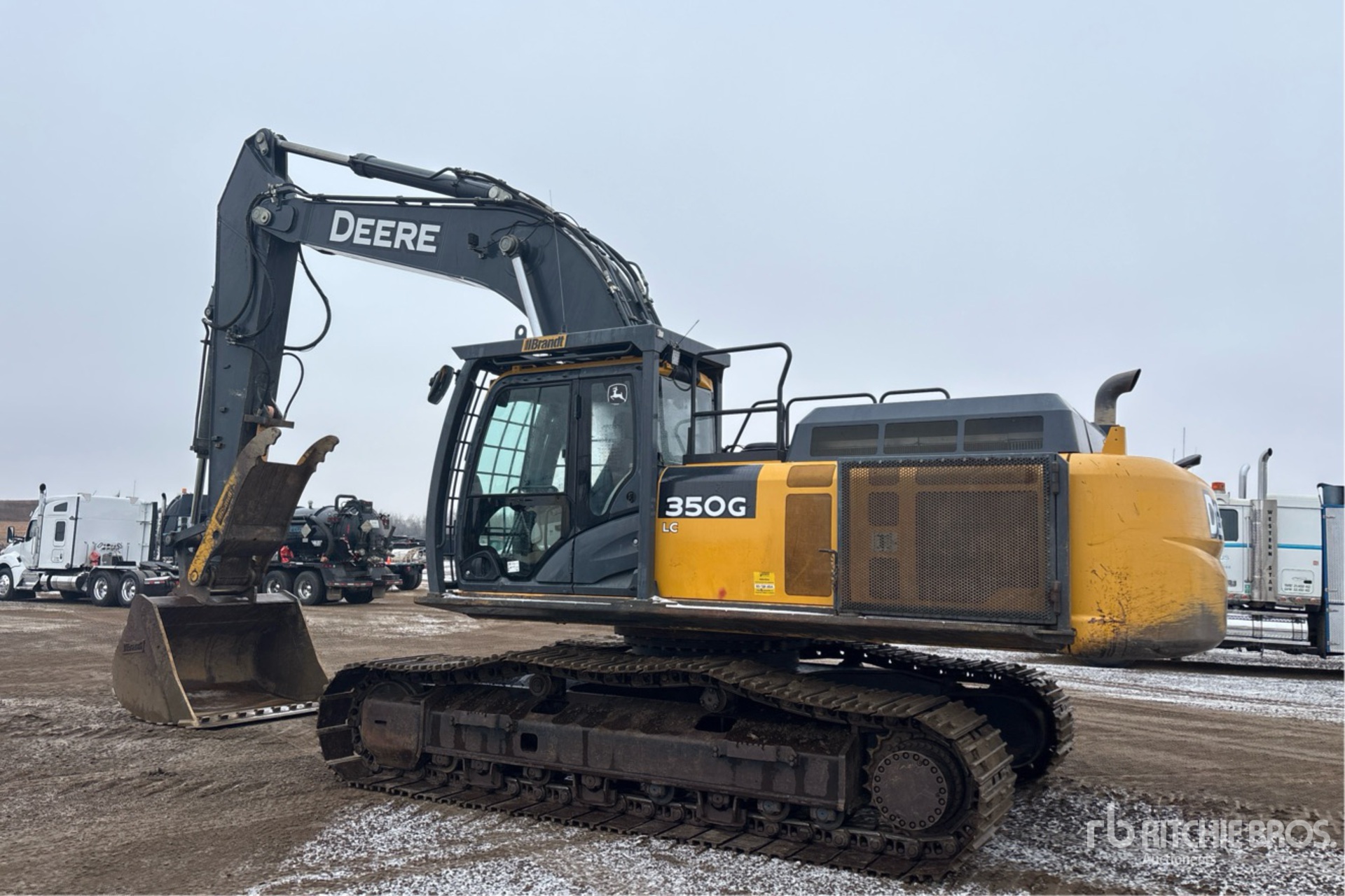 General Appearance with Foto, angolo posteriore sinistro