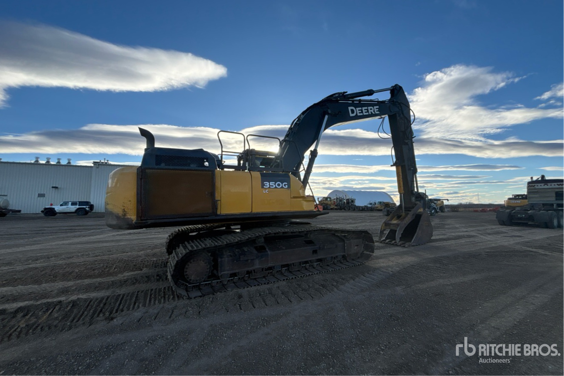 General Appearance with Imagen: esquina trasera derecha