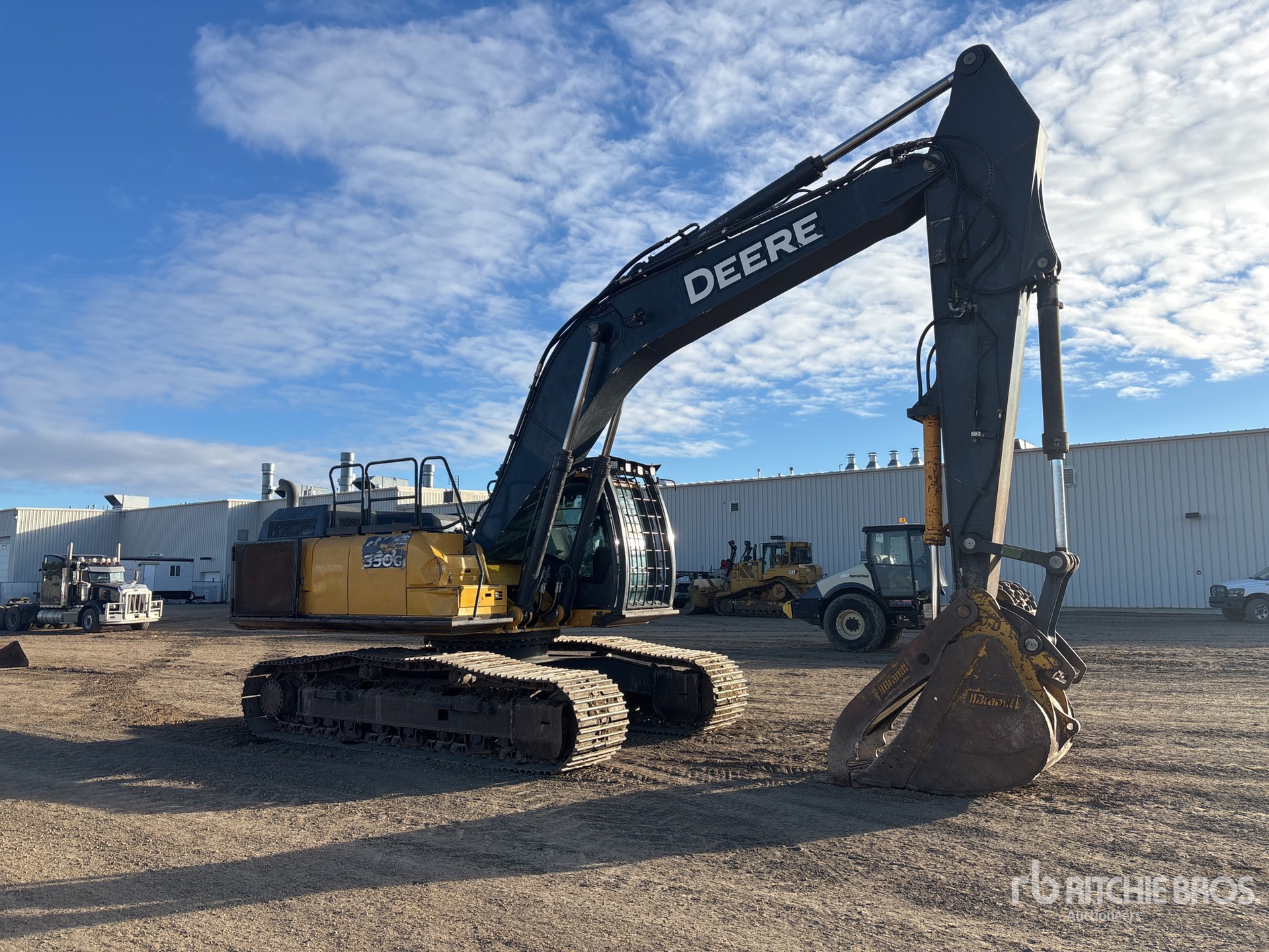 General Appearance with Foto, angolo anteriore destro