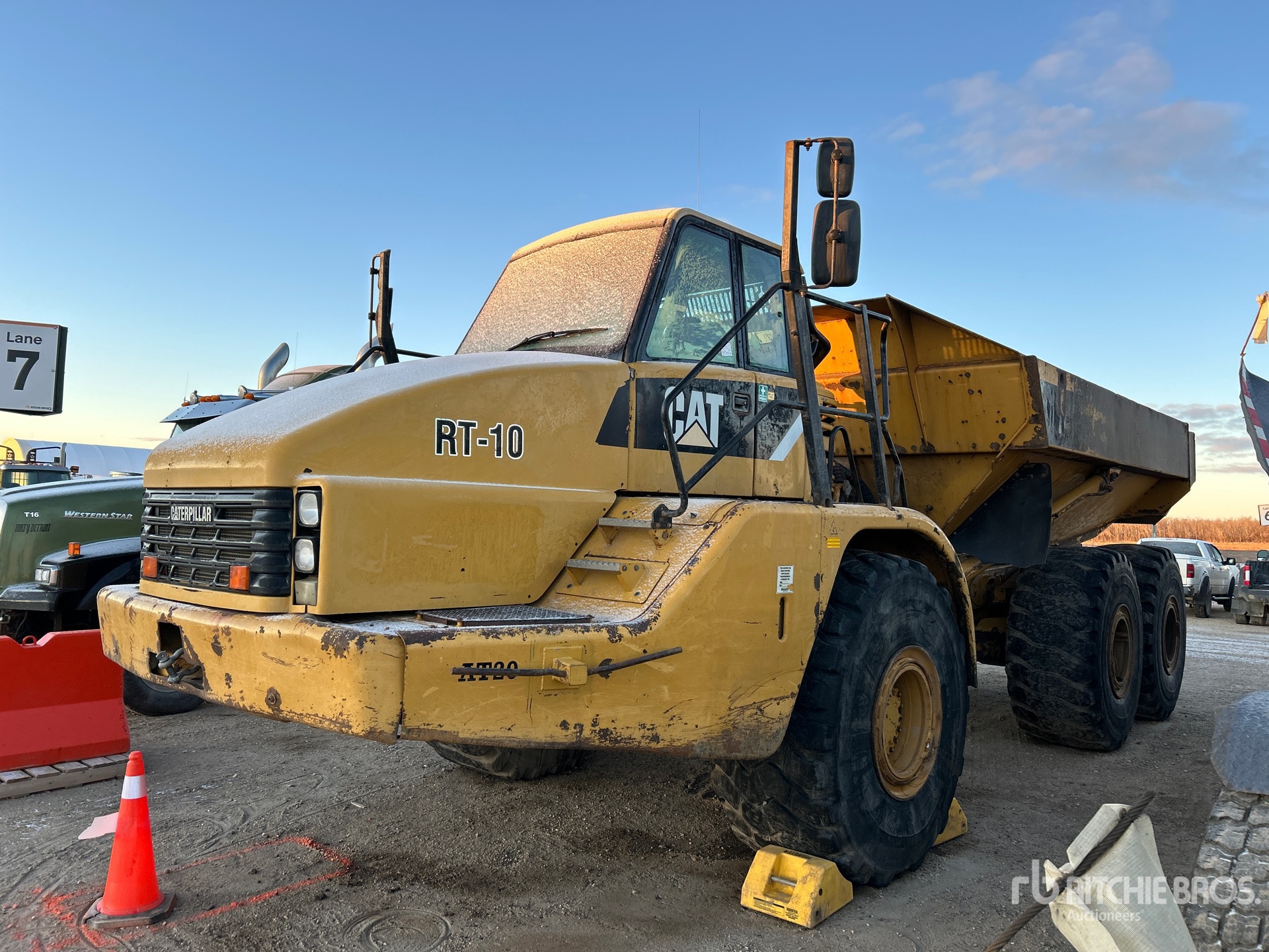 General Appearance with Imagen: esquina delantera izquierda