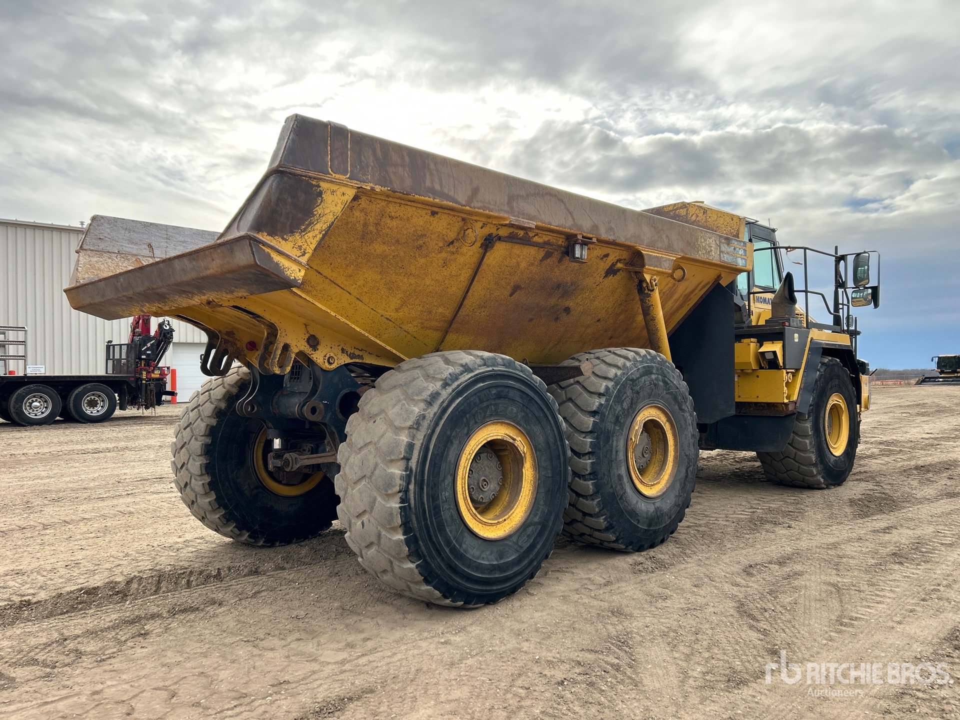 Aspect général with Image, coin arrière droit
