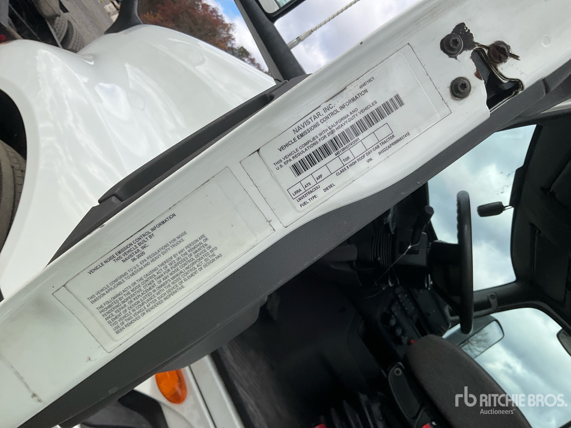 General Appearance with Numéro de série/Numéro d'identification du véhicule automobile