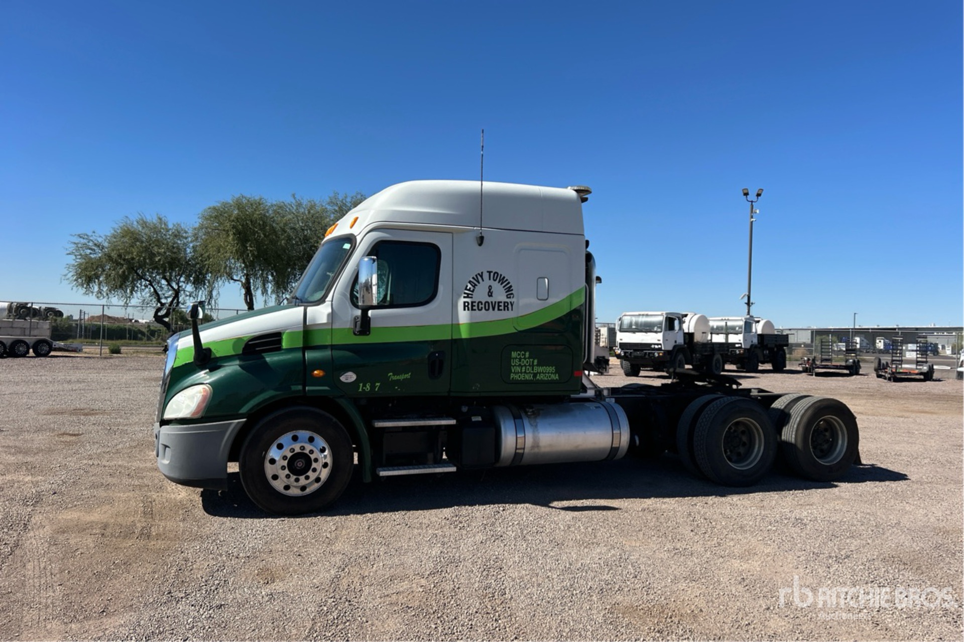 General Appearance with Picture, Left Front Corner