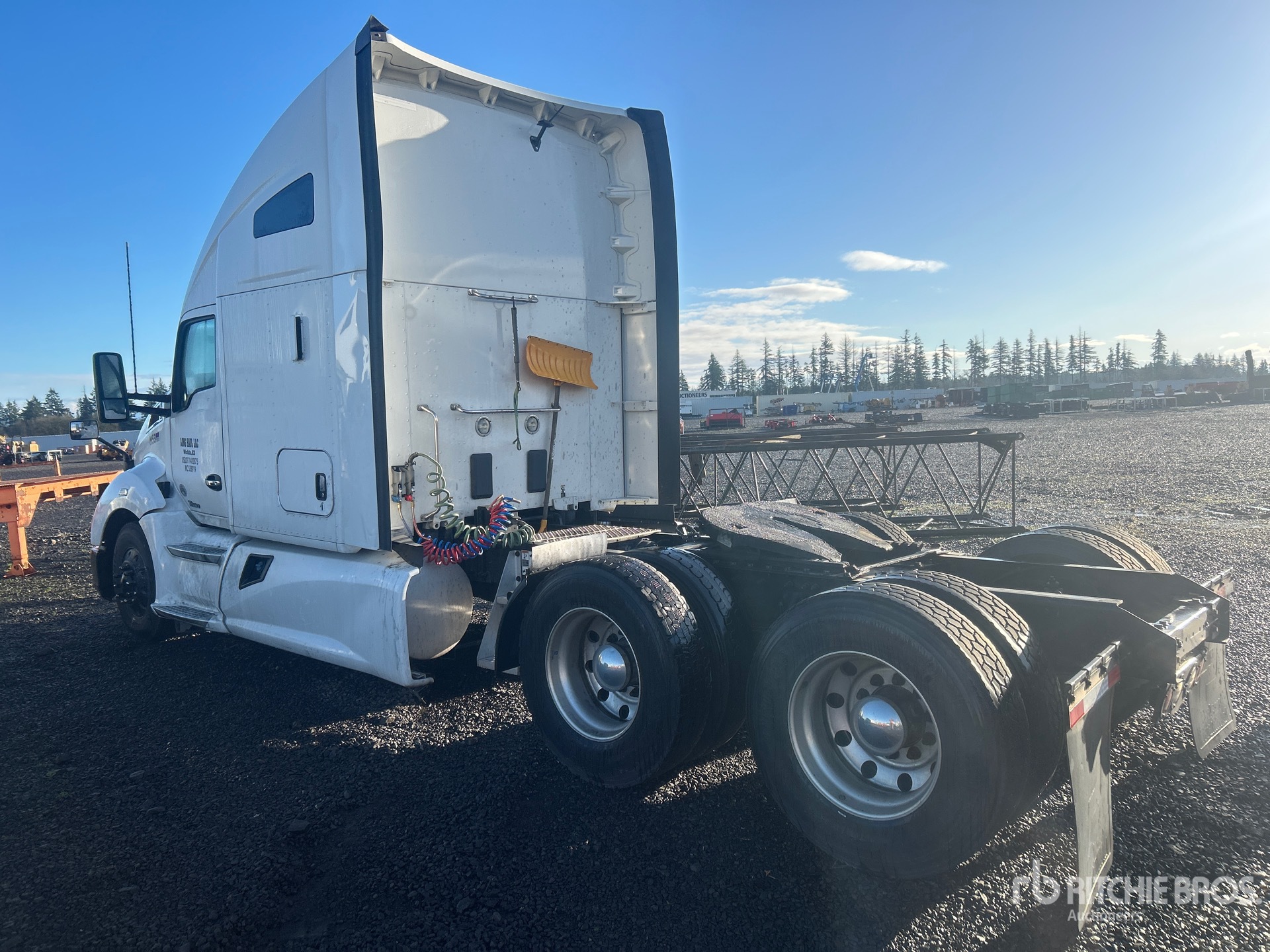 General Appearance with Picture, Left Rear Corner