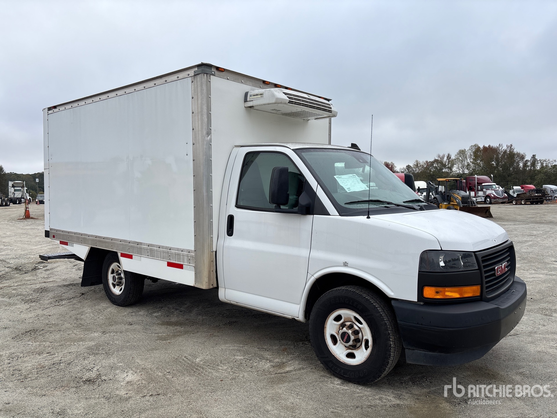 General Appearance with Imagen: esquina delantera derecha