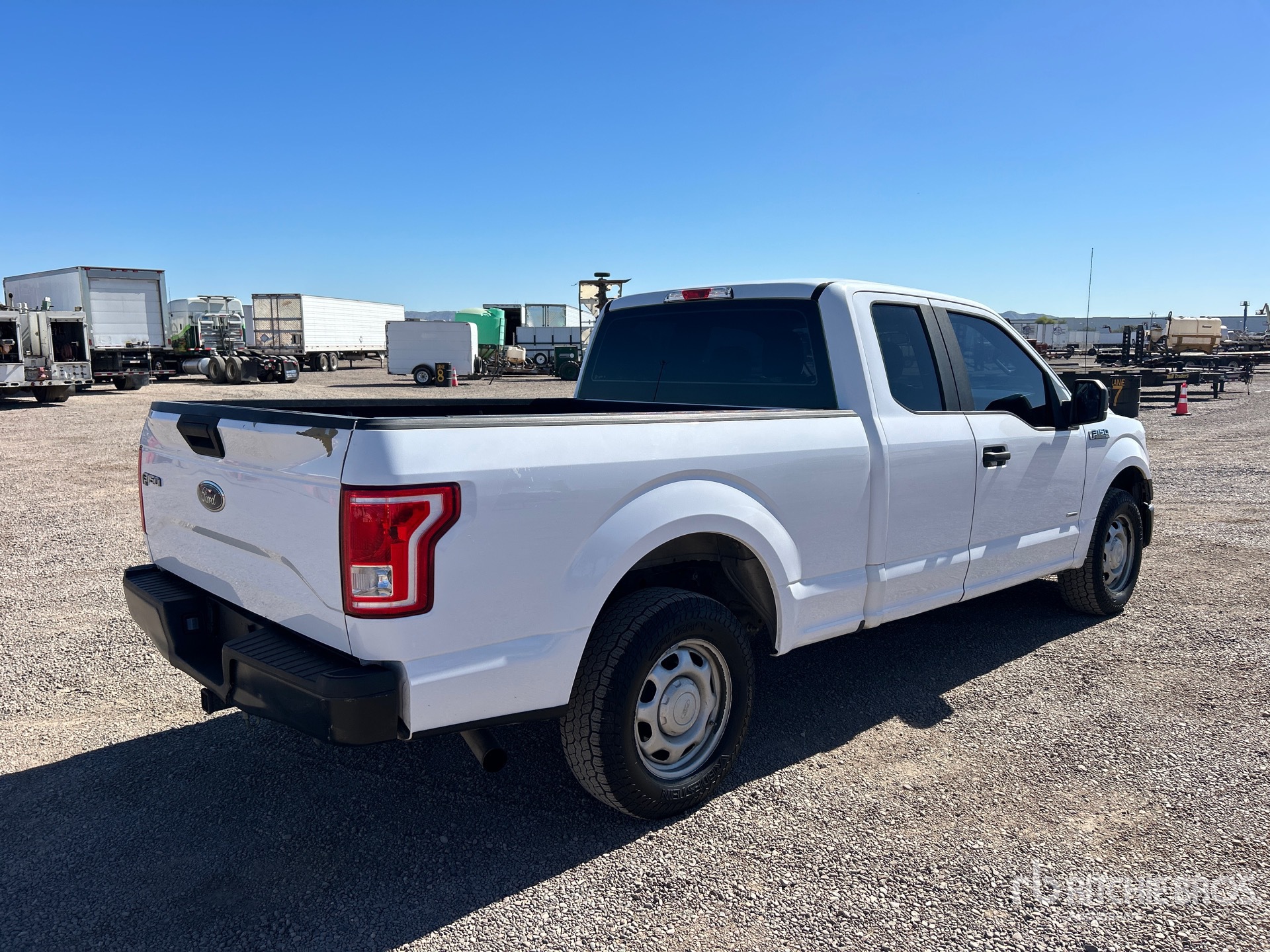 General Appearance with Picture, Right Rear Corner