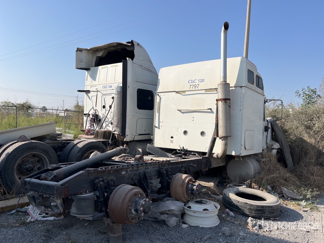 General Appearance with Imagen: esquina trasera derecha