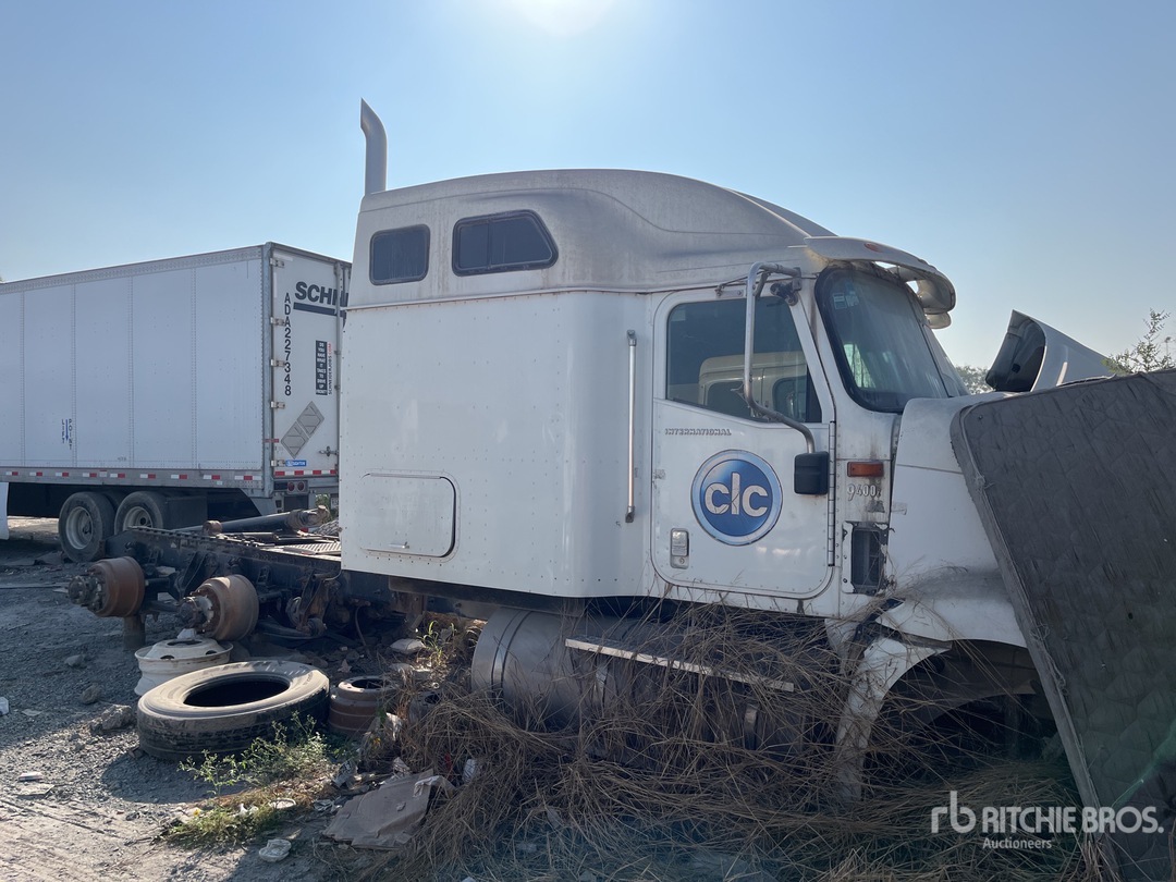 General Appearance with Imagen: esquina delantera derecha