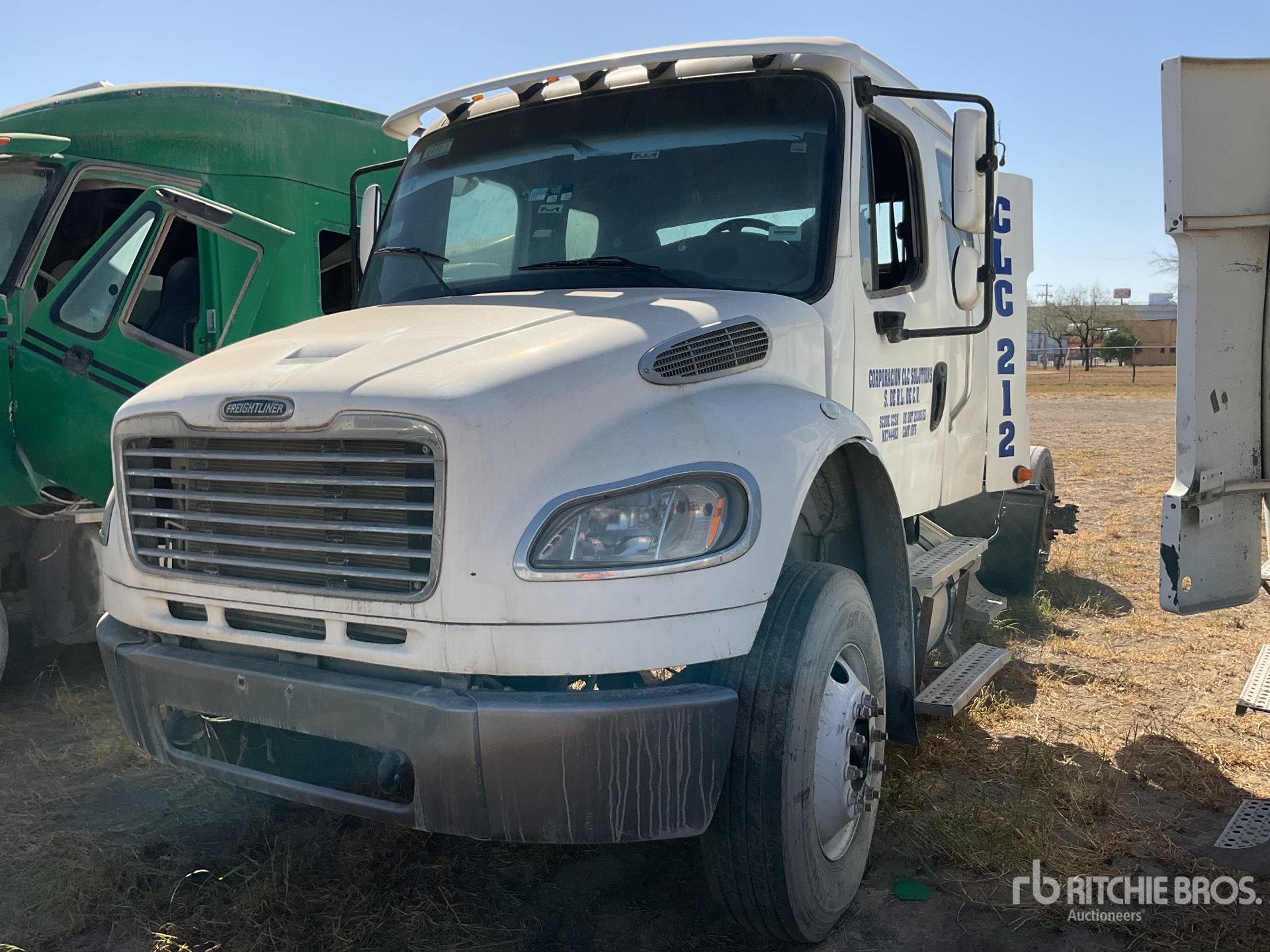 General Appearance with Imagen: esquina delantera izquierda