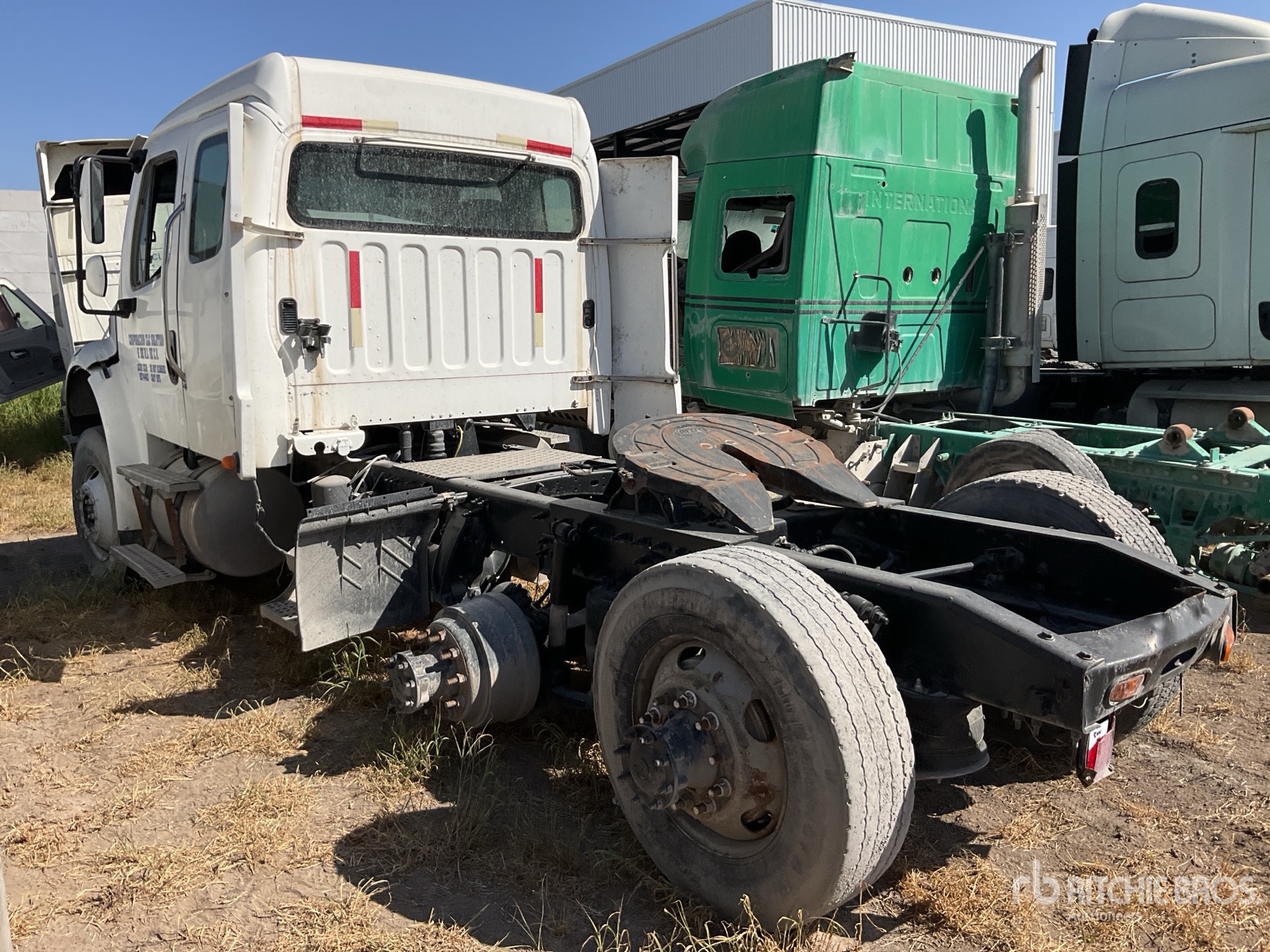 General Appearance with Imagen: esquina trasera izquierda