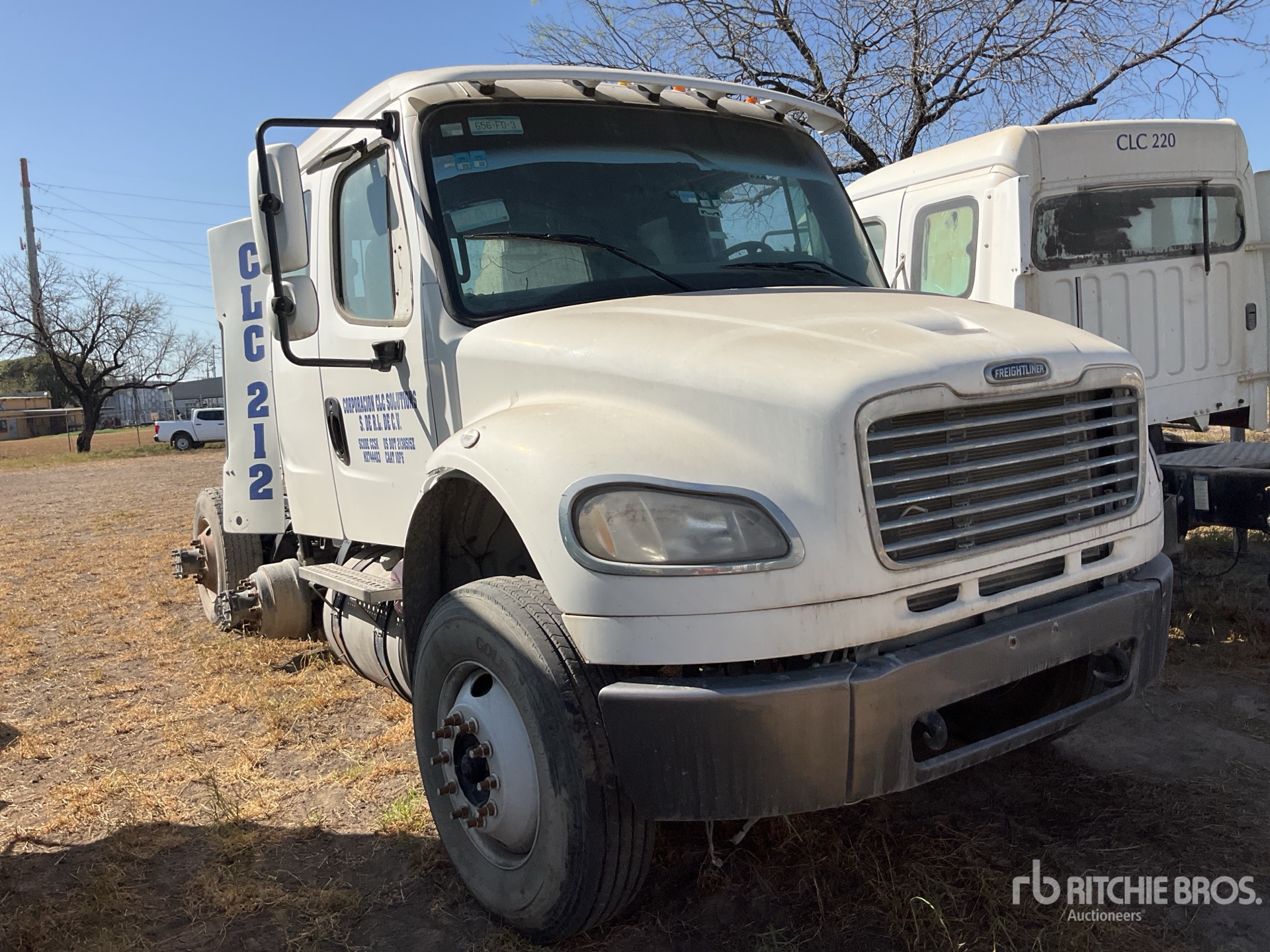 General Appearance with Imagen: esquina delantera derecha