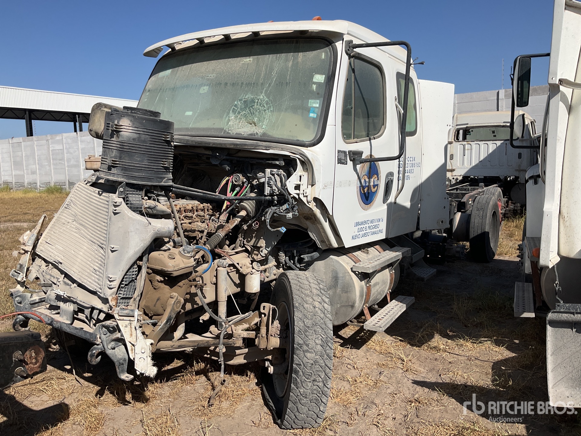 General Appearance with Featured Photo