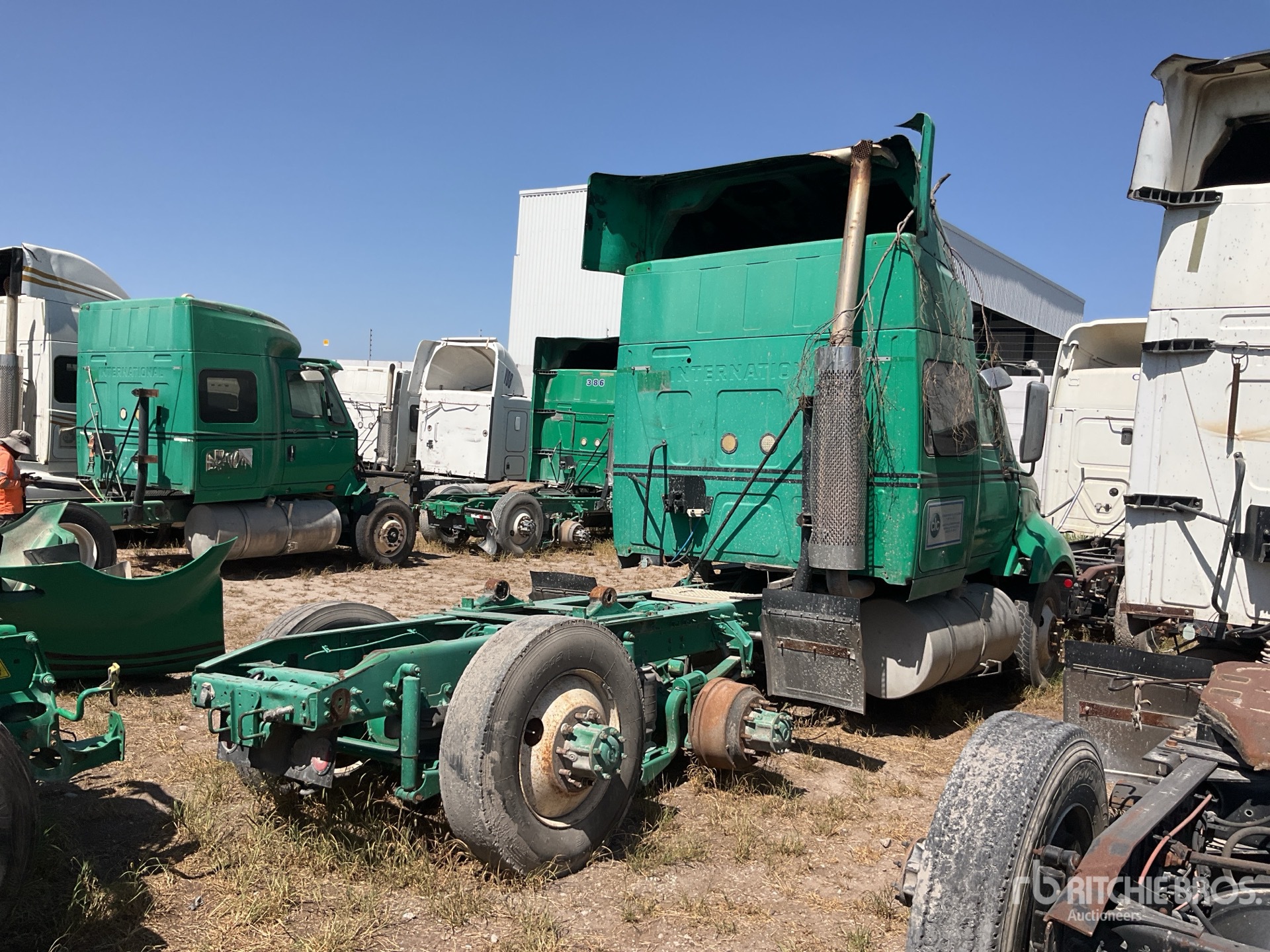 General Appearance with Picture, Right Rear Corner