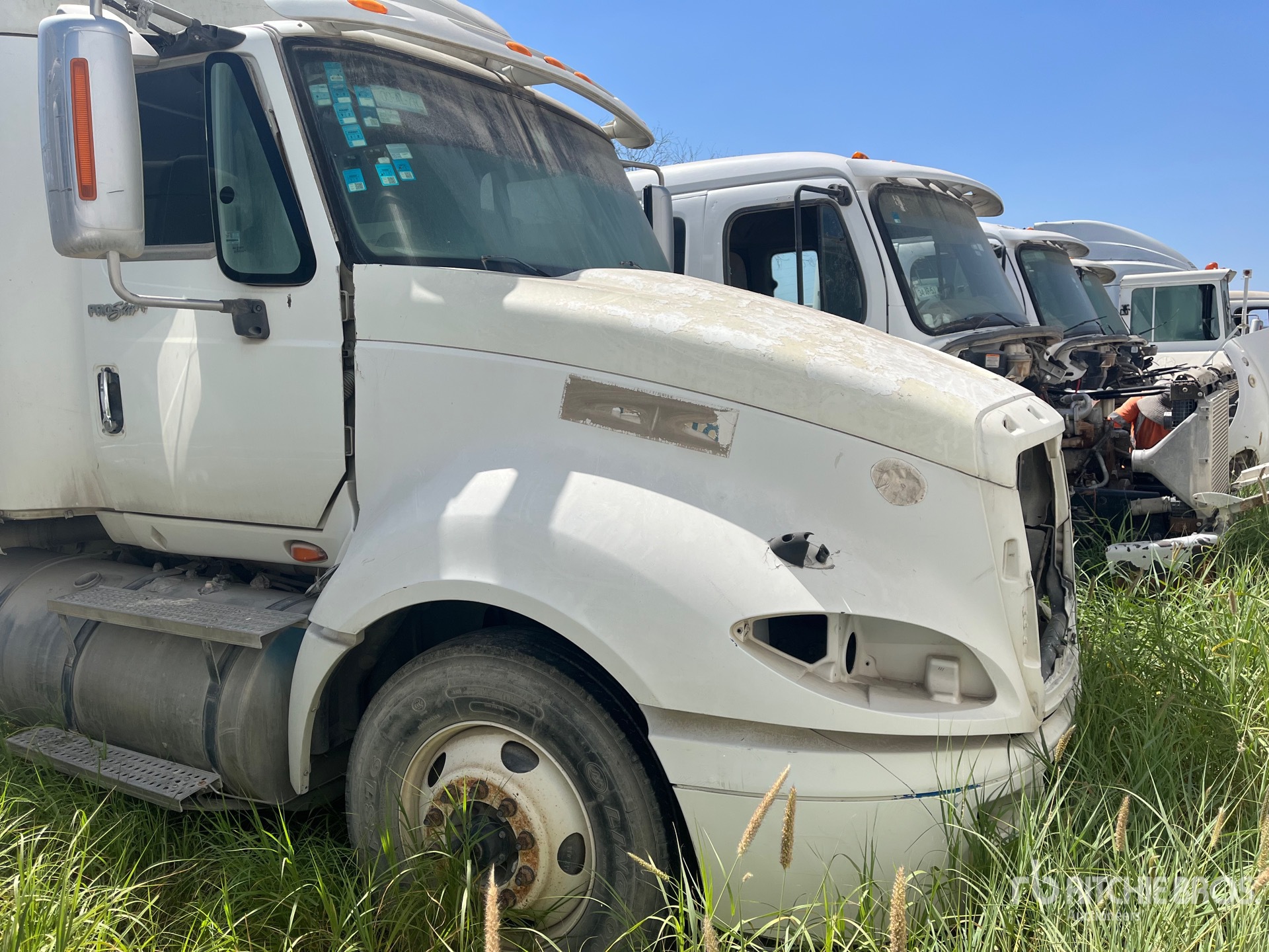 General Appearance with Foto, angolo anteriore destro