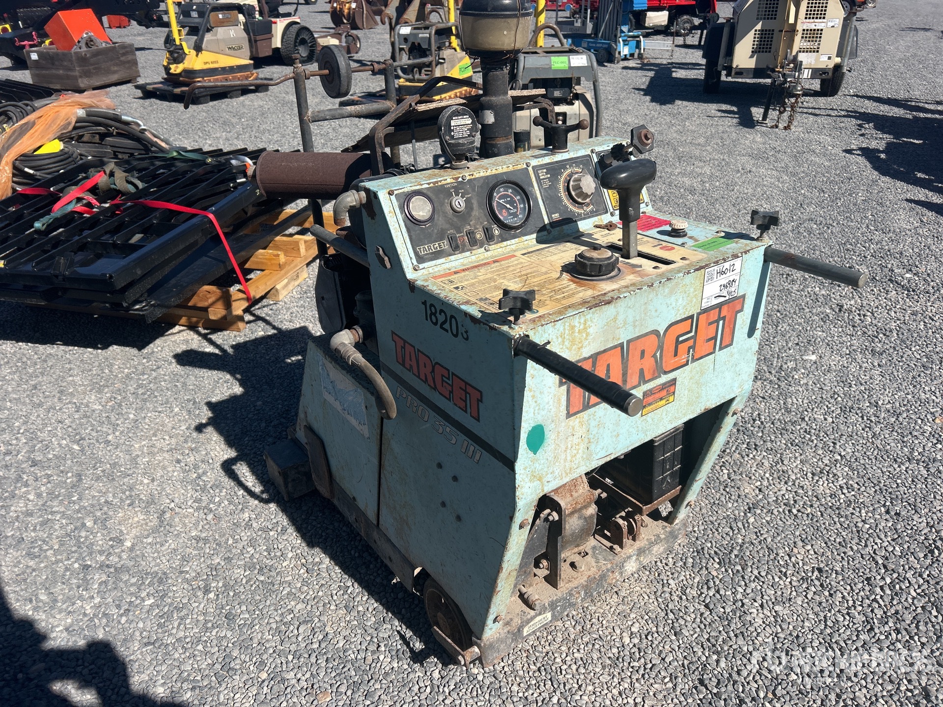 General Appearance with Image, coin arrière gauche