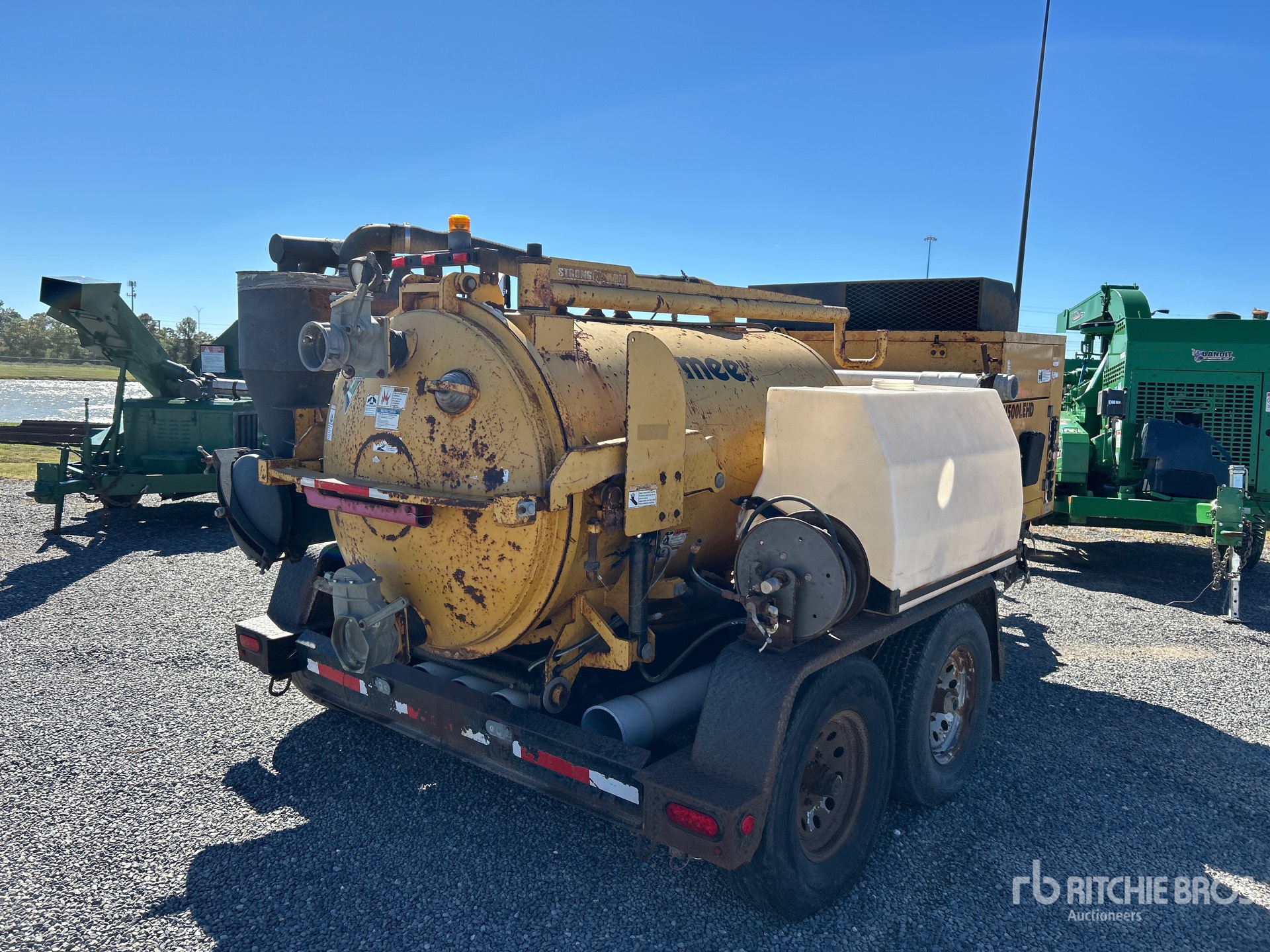 General Appearance with Imagen: esquina trasera derecha