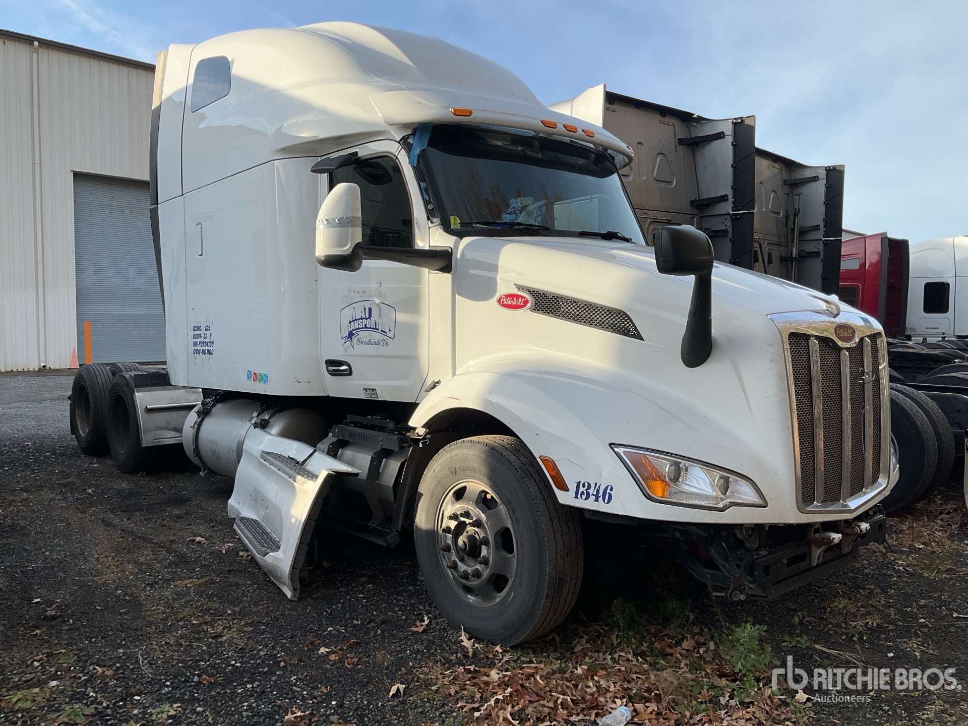 General Appearance with Picture, Right Front Corner