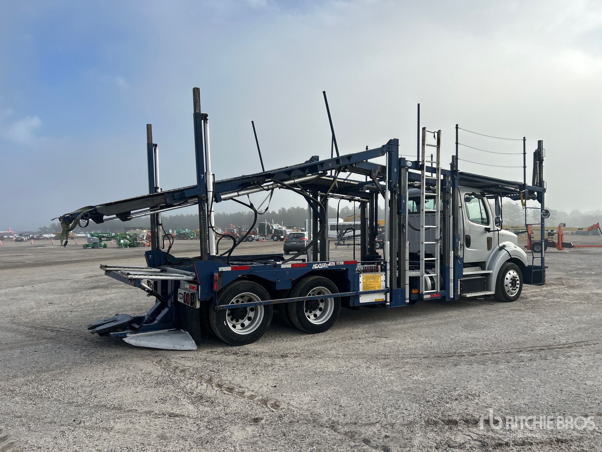 General Appearance with Imagen: esquina trasera derecha