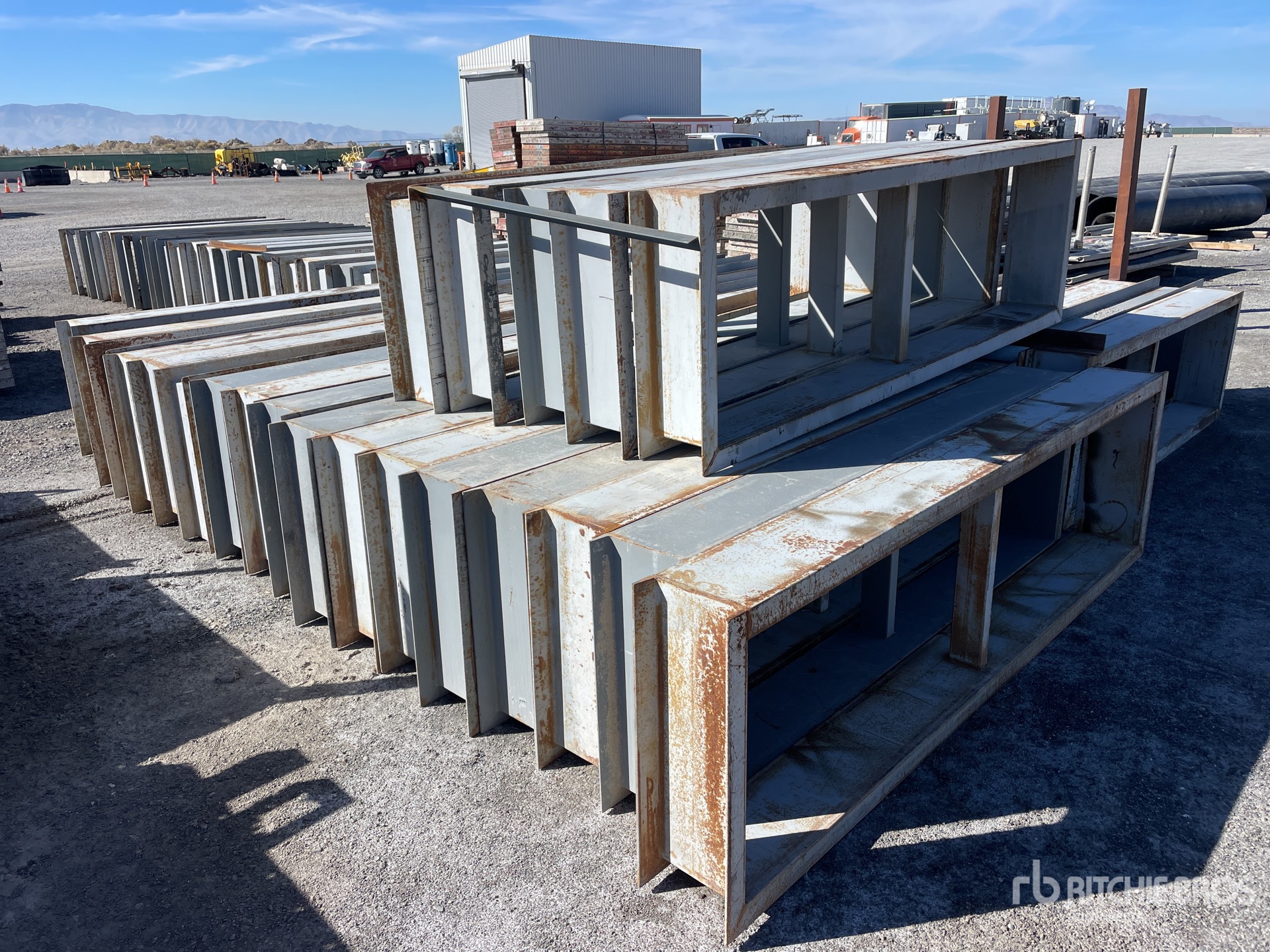 Aspect général with Image, coin arrière gauche