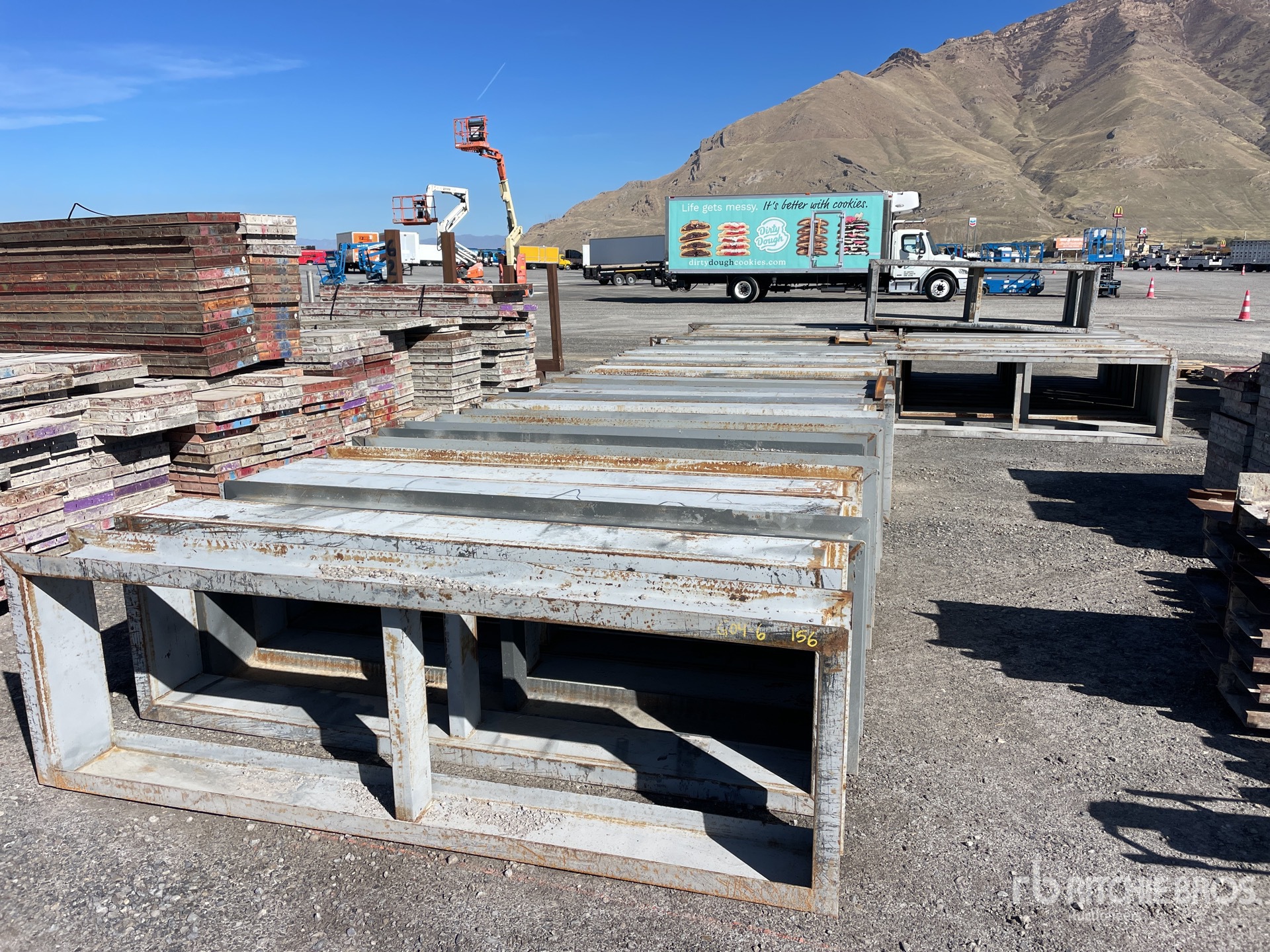 Aspect général with Image, coin avant gauche