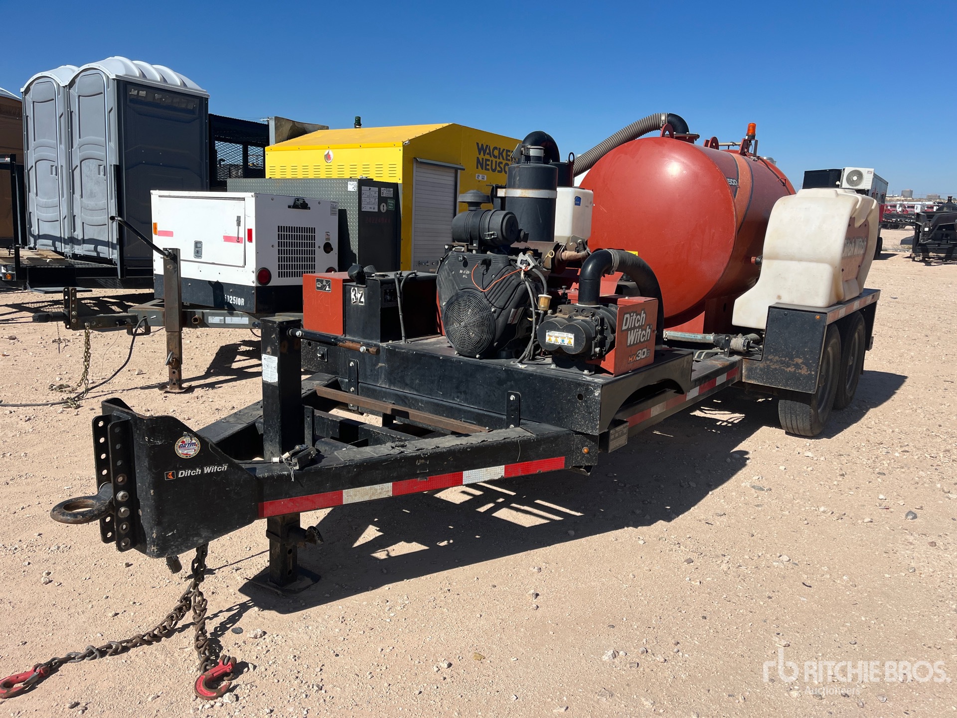 General Appearance with Bild, Ecke vorne links