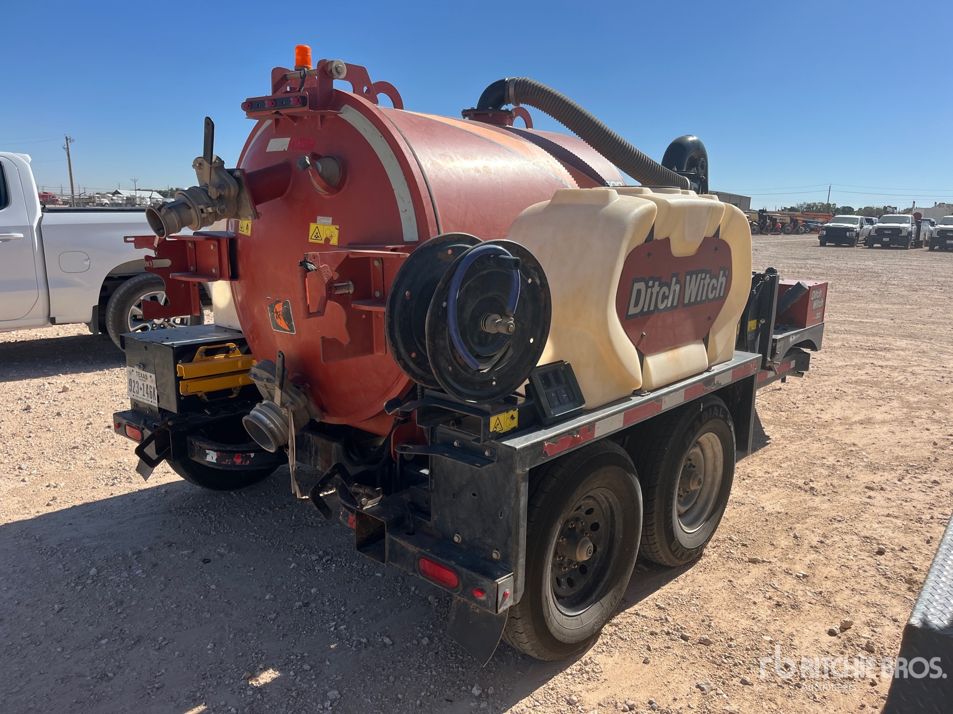 General Appearance with Bild, Ecke hinten rechts