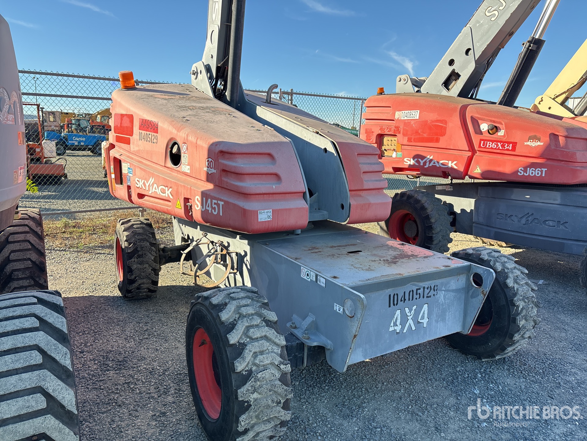 General Appearance with Picture, Right Front Corner