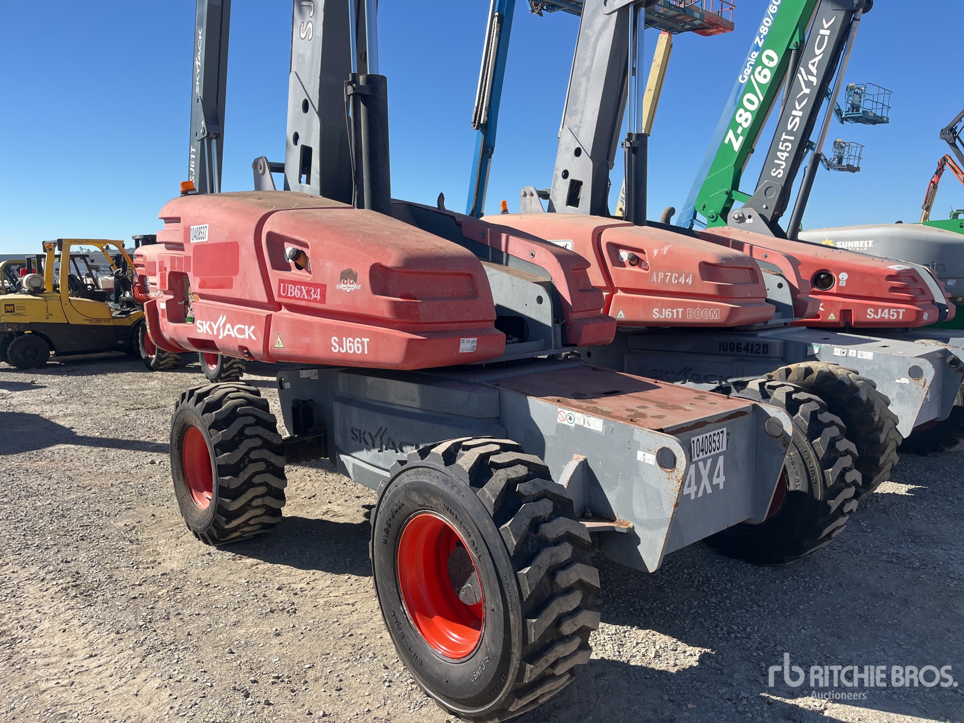 General Appearance with Picture, Right Front Corner