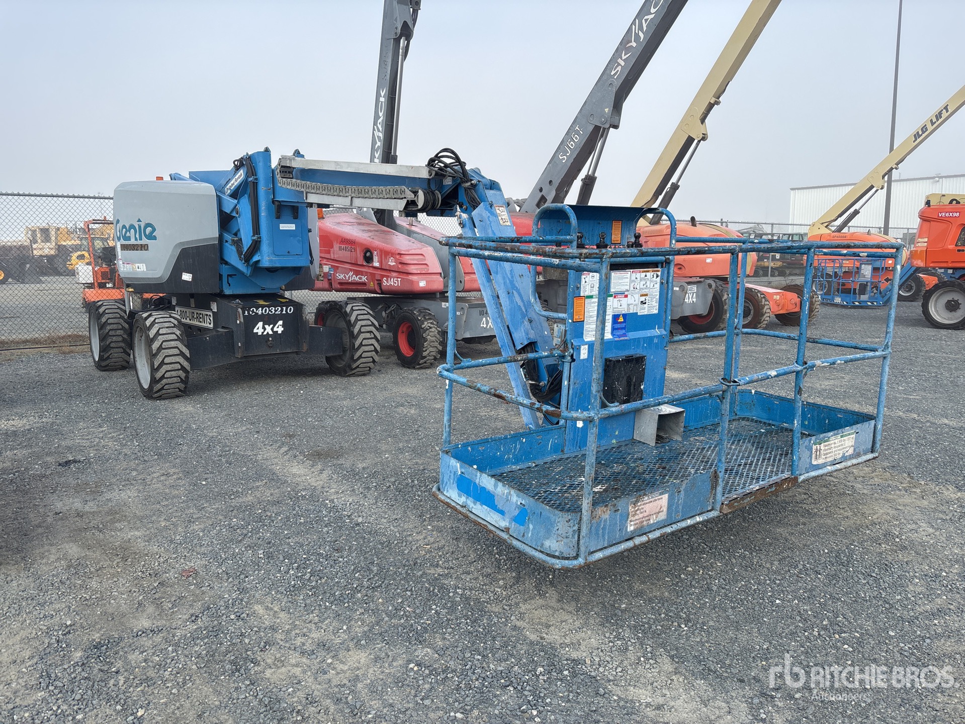 General Appearance with Picture, Right Front Corner