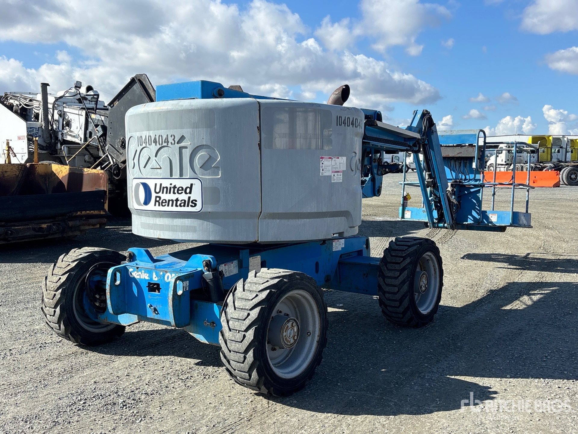 General Appearance with Imagen: esquina trasera derecha