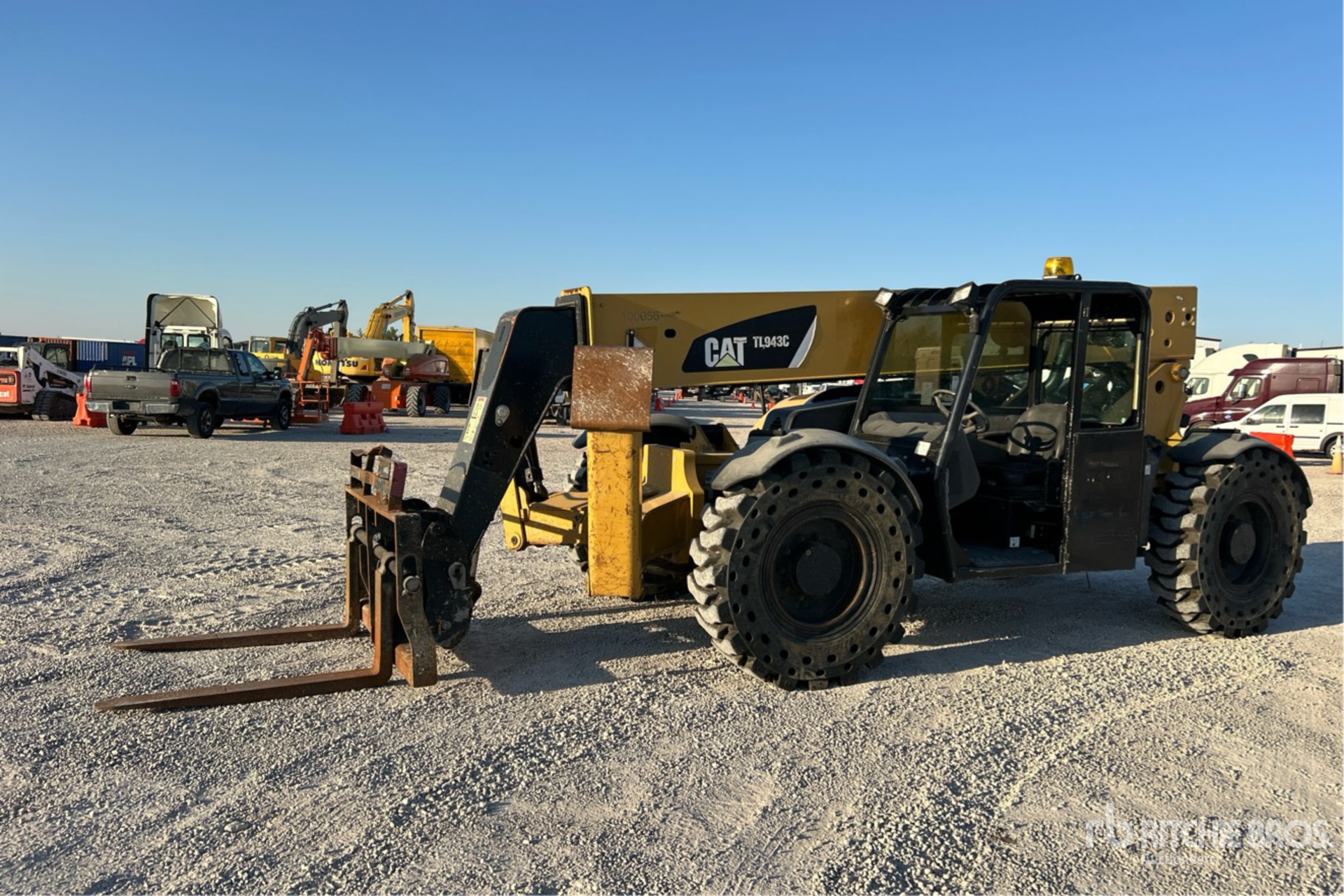 General Appearance with Foto, angolo anteriore sinistro