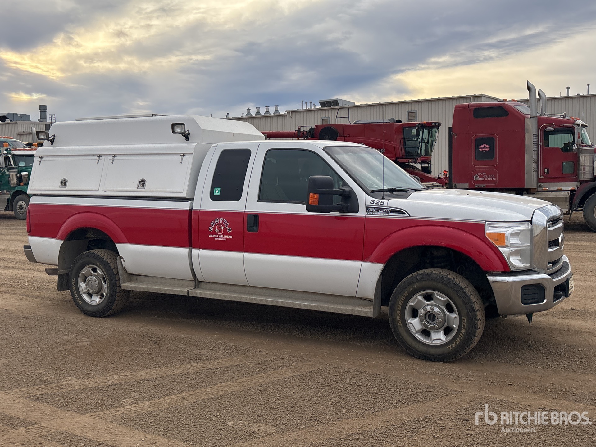 General Appearance with Picture, Right Front Corner