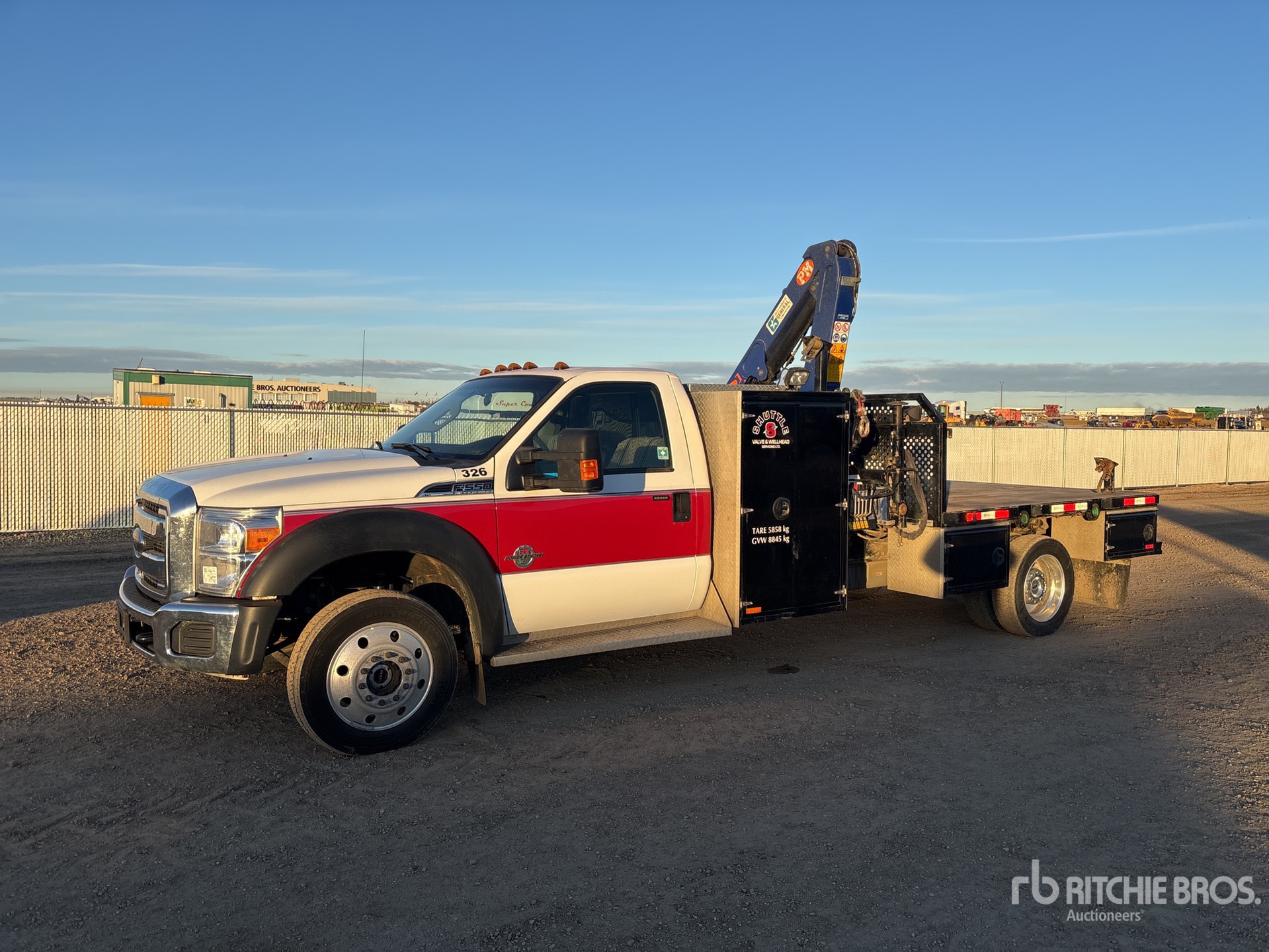 General Appearance with Picture, Left Front Corner