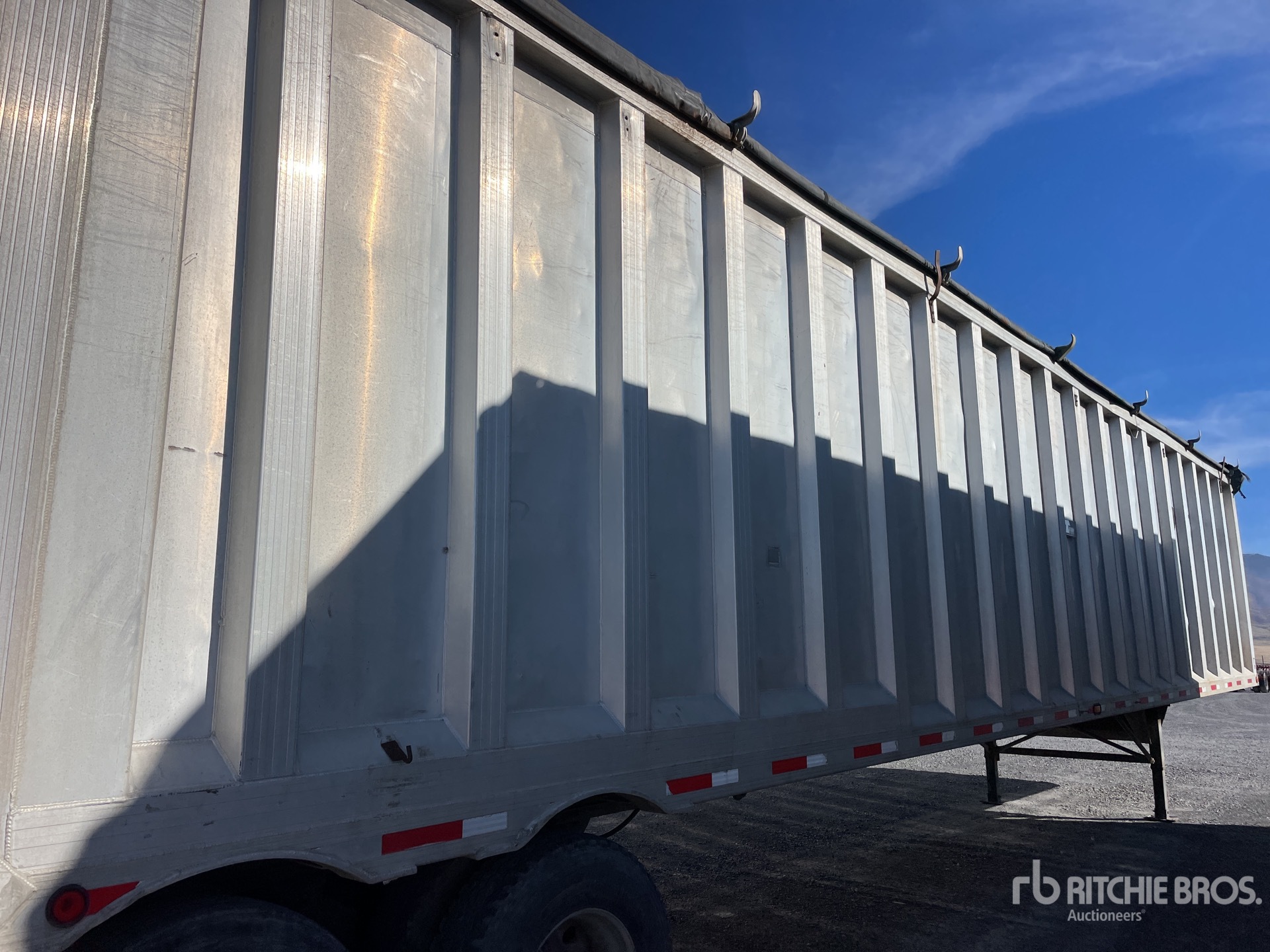 General Appearance with Image, coin arrière droit