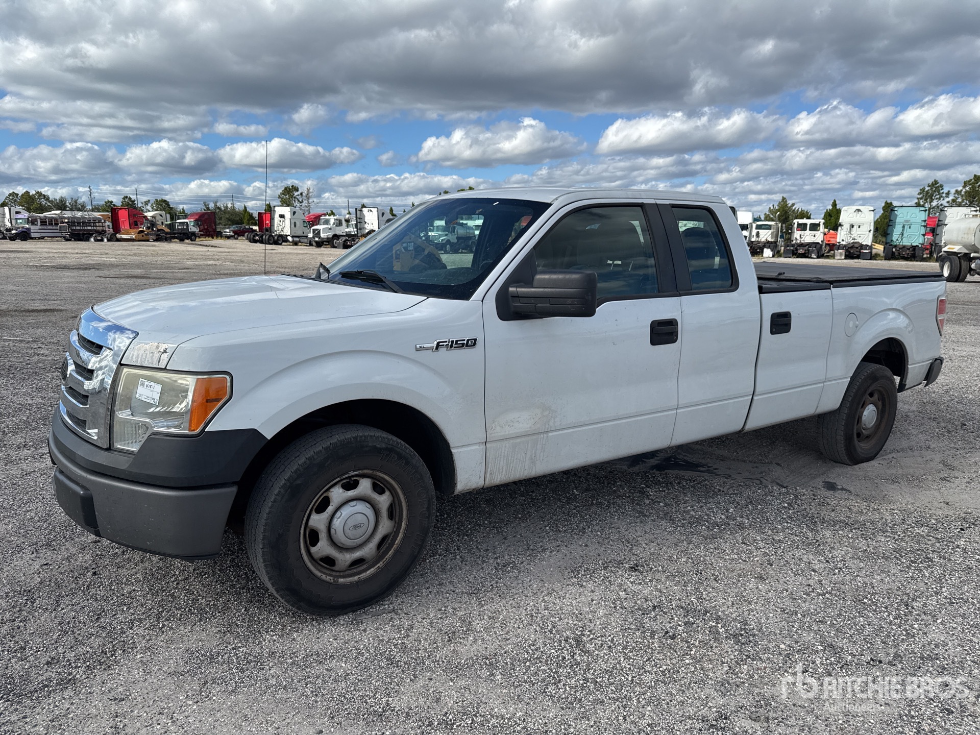 General Appearance with Picture, Left Front Corner