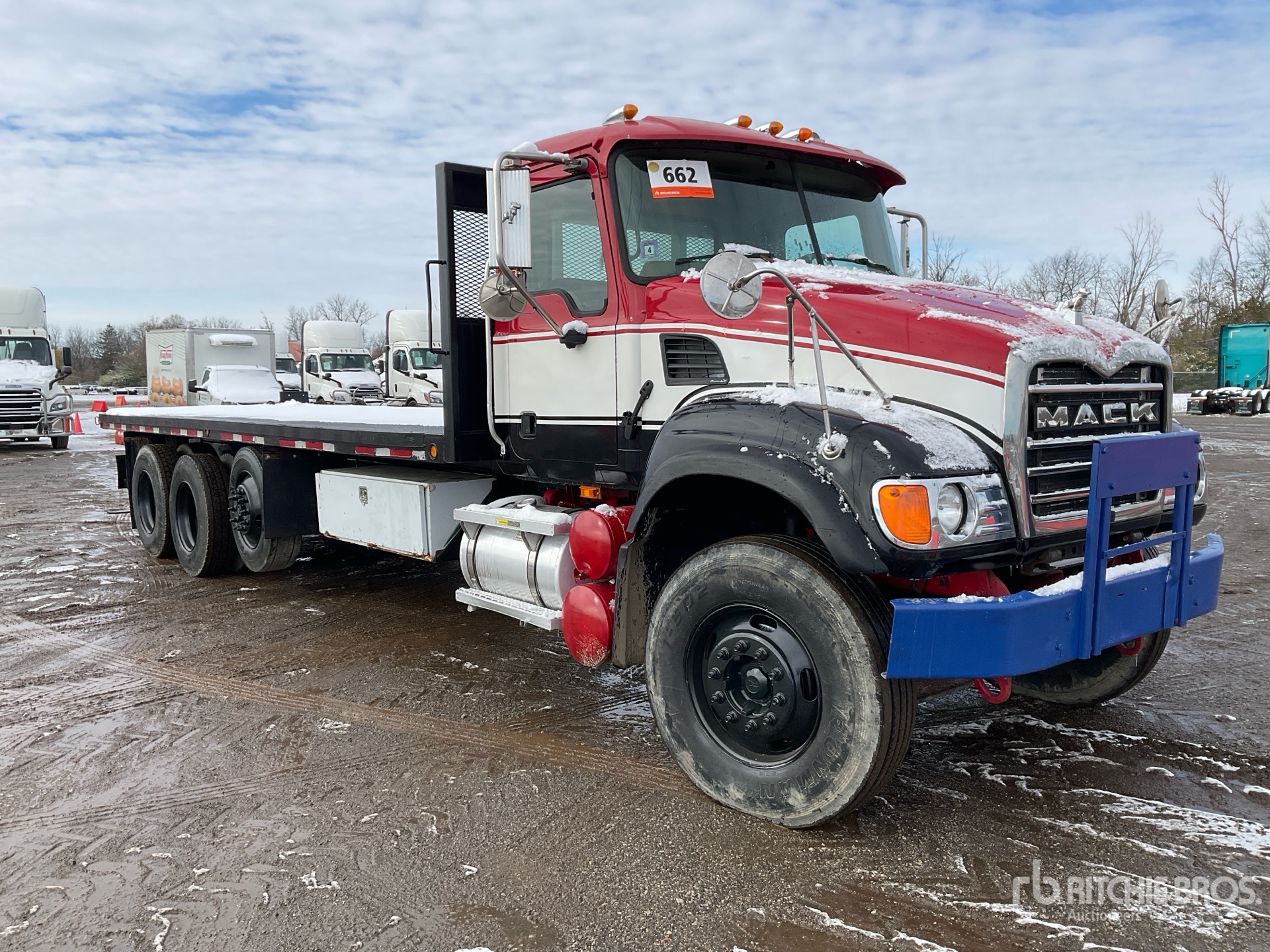 General Appearance with Image, coin avant droit