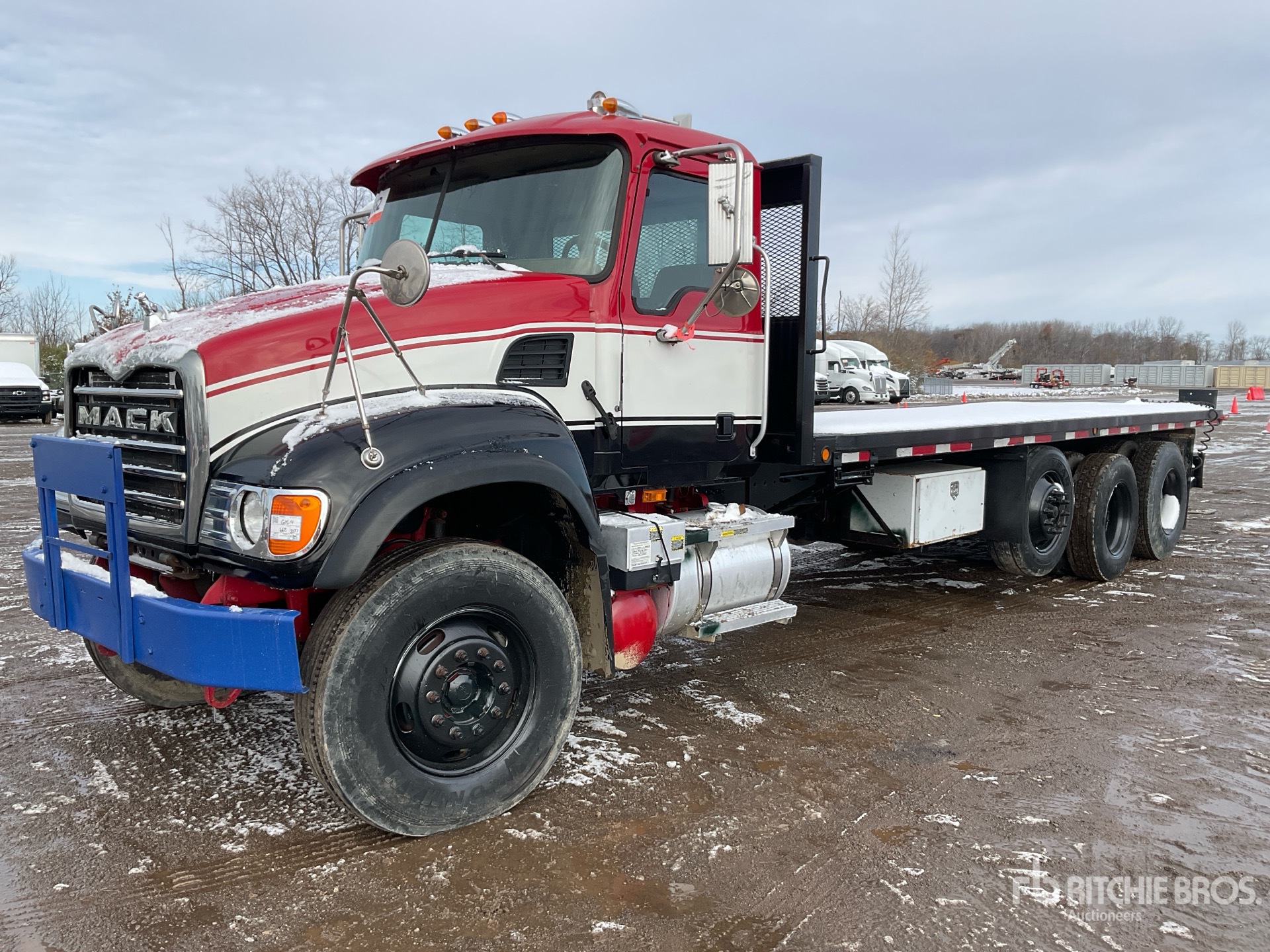 General Appearance with Image, coin avant gauche