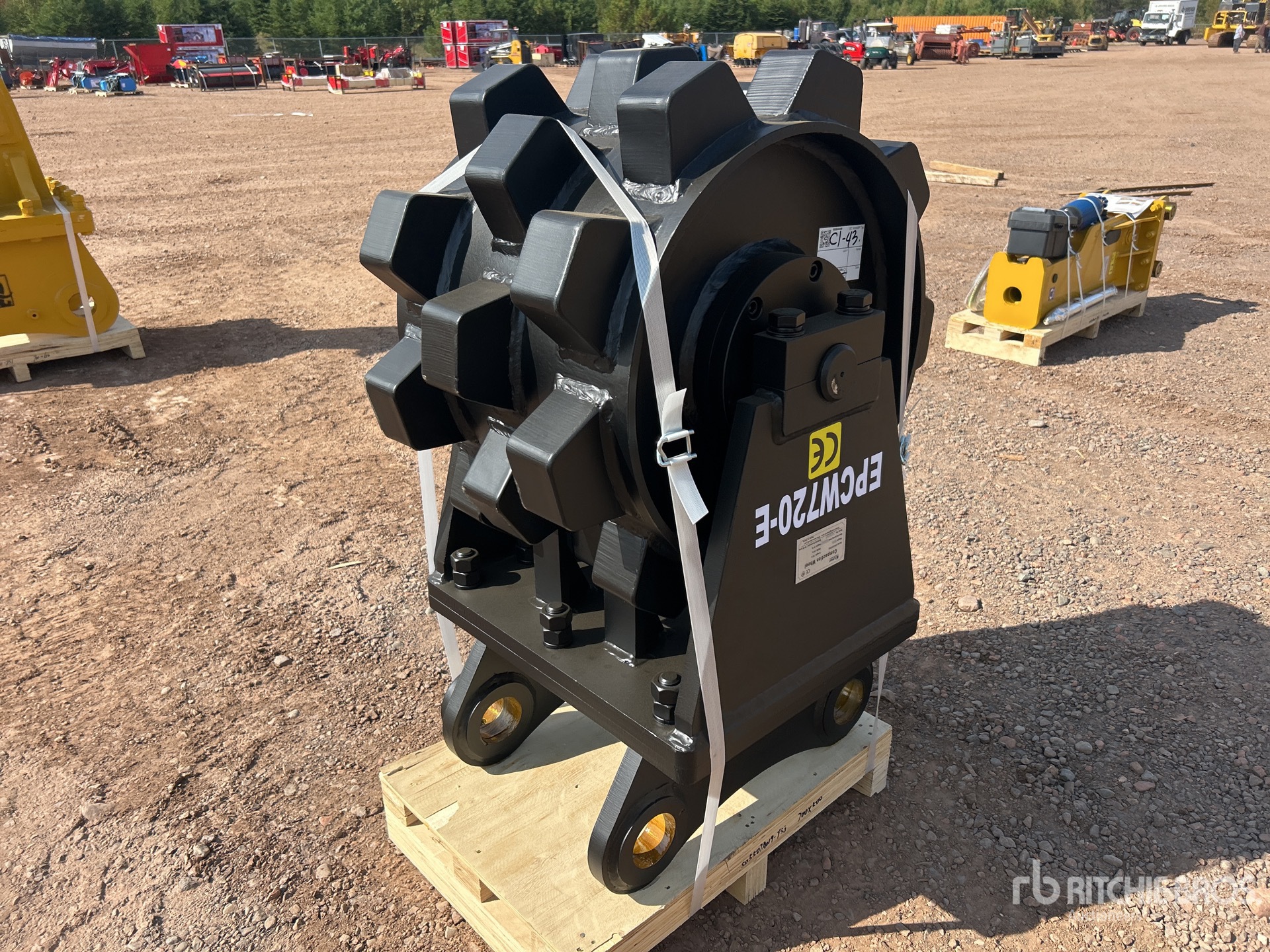 General Appearance with Picture, Right Front Corner