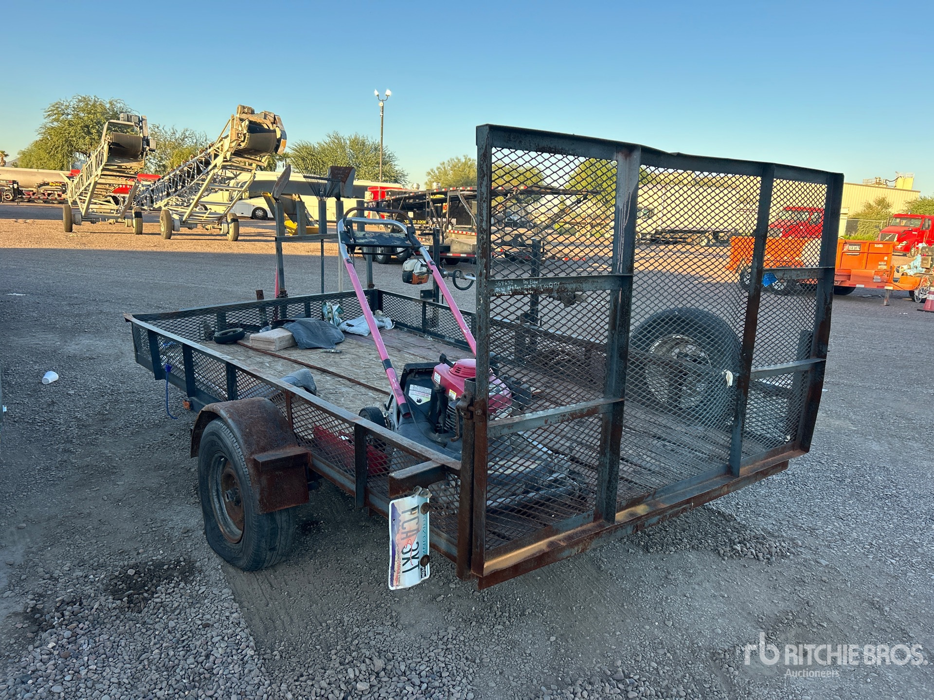 General Appearance with Picture, Left Rear Corner