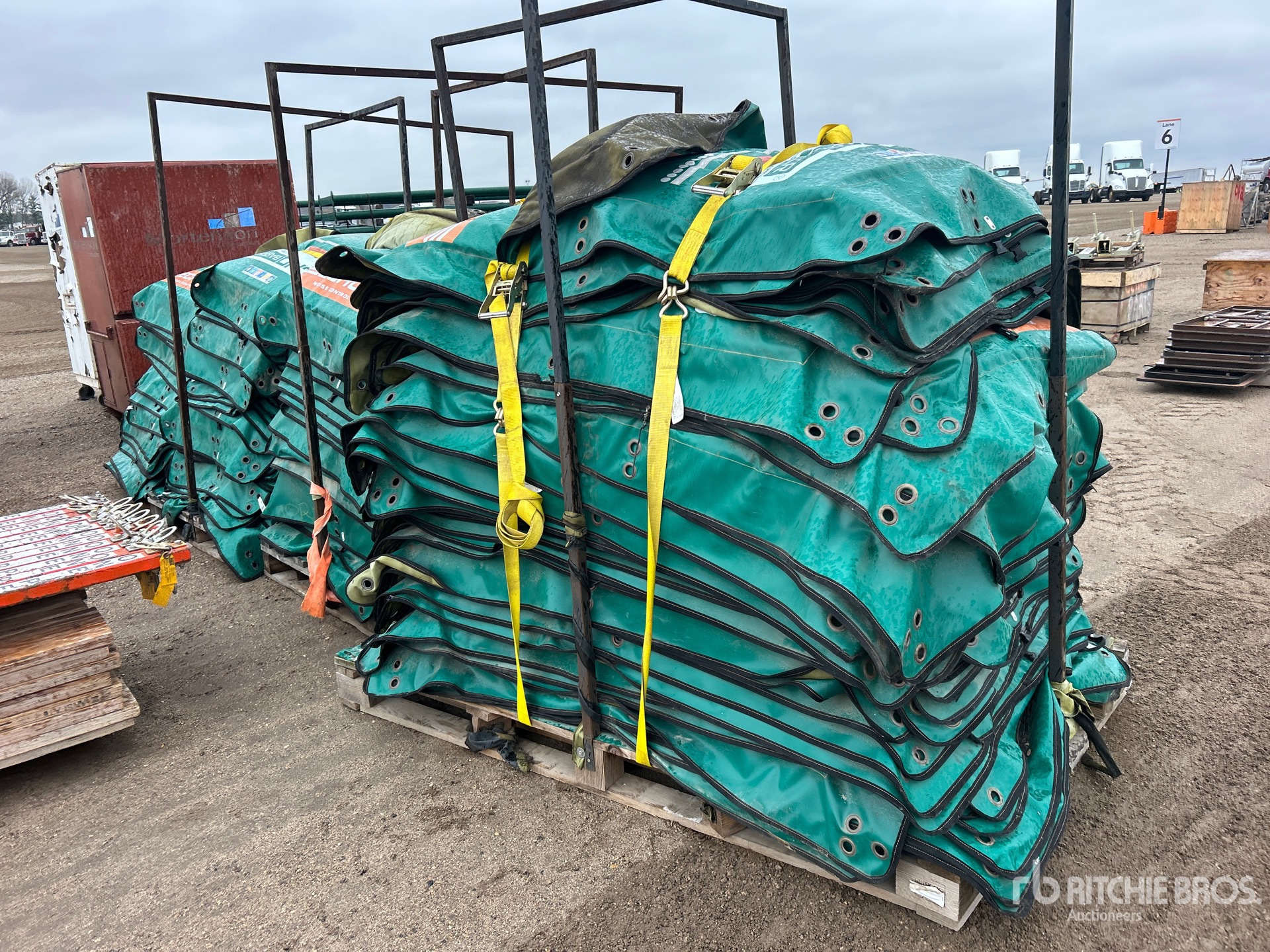 General Appearance with Foto, angolo anteriore sinistro