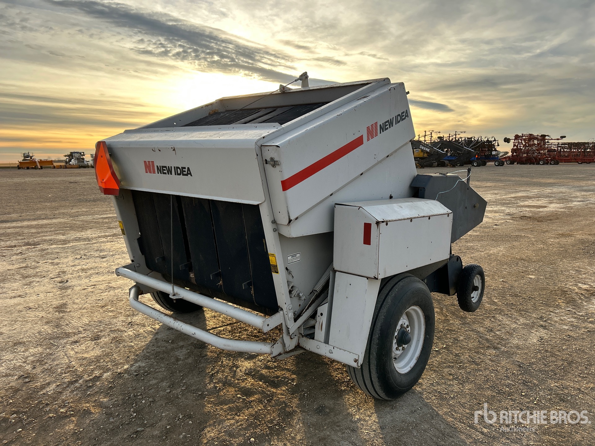 General Appearance with Image, coin arrière droit