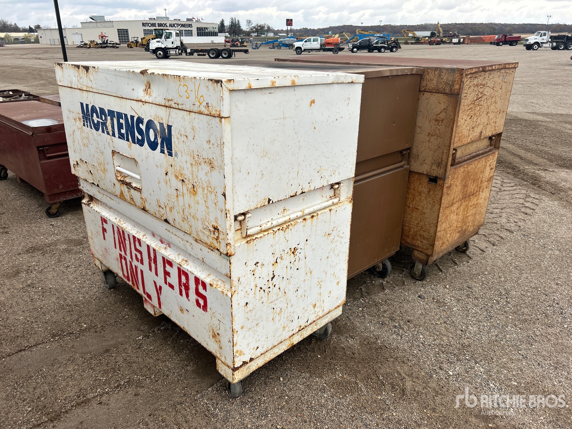 General Appearance with Picture, Left Front Corner