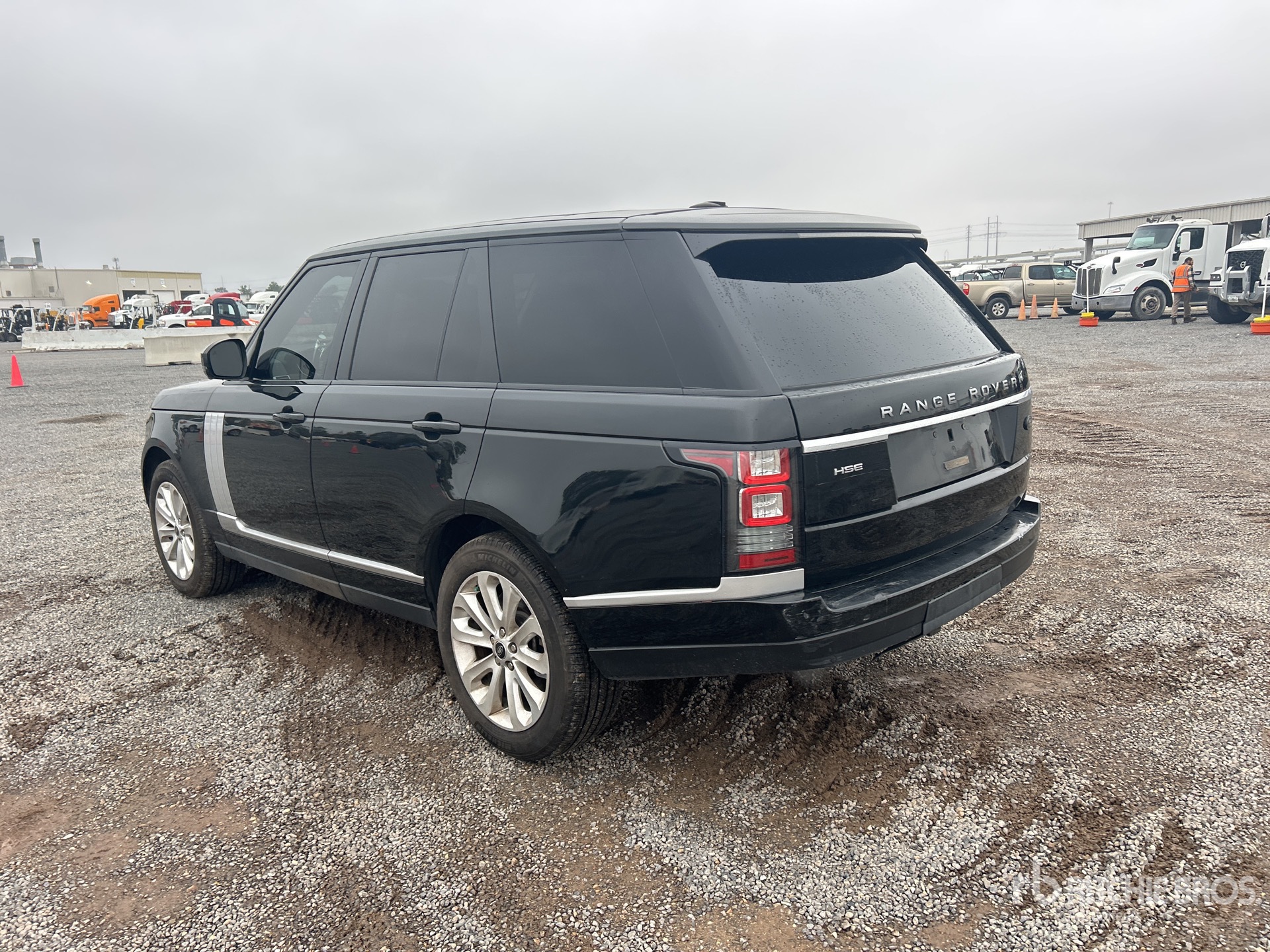 General Appearance with Imagen: esquina trasera izquierda