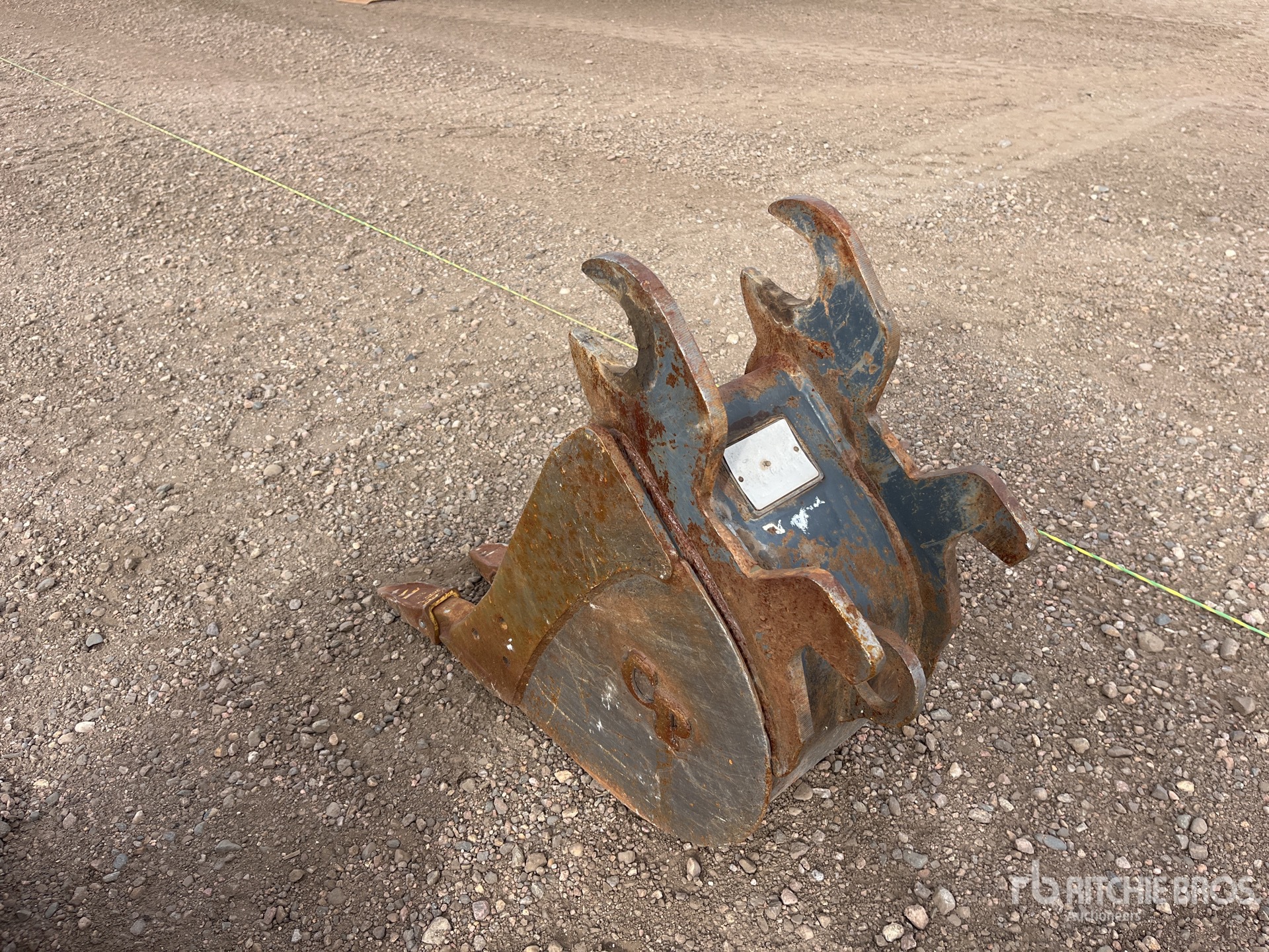 Aspect général with Image, coin arrière gauche