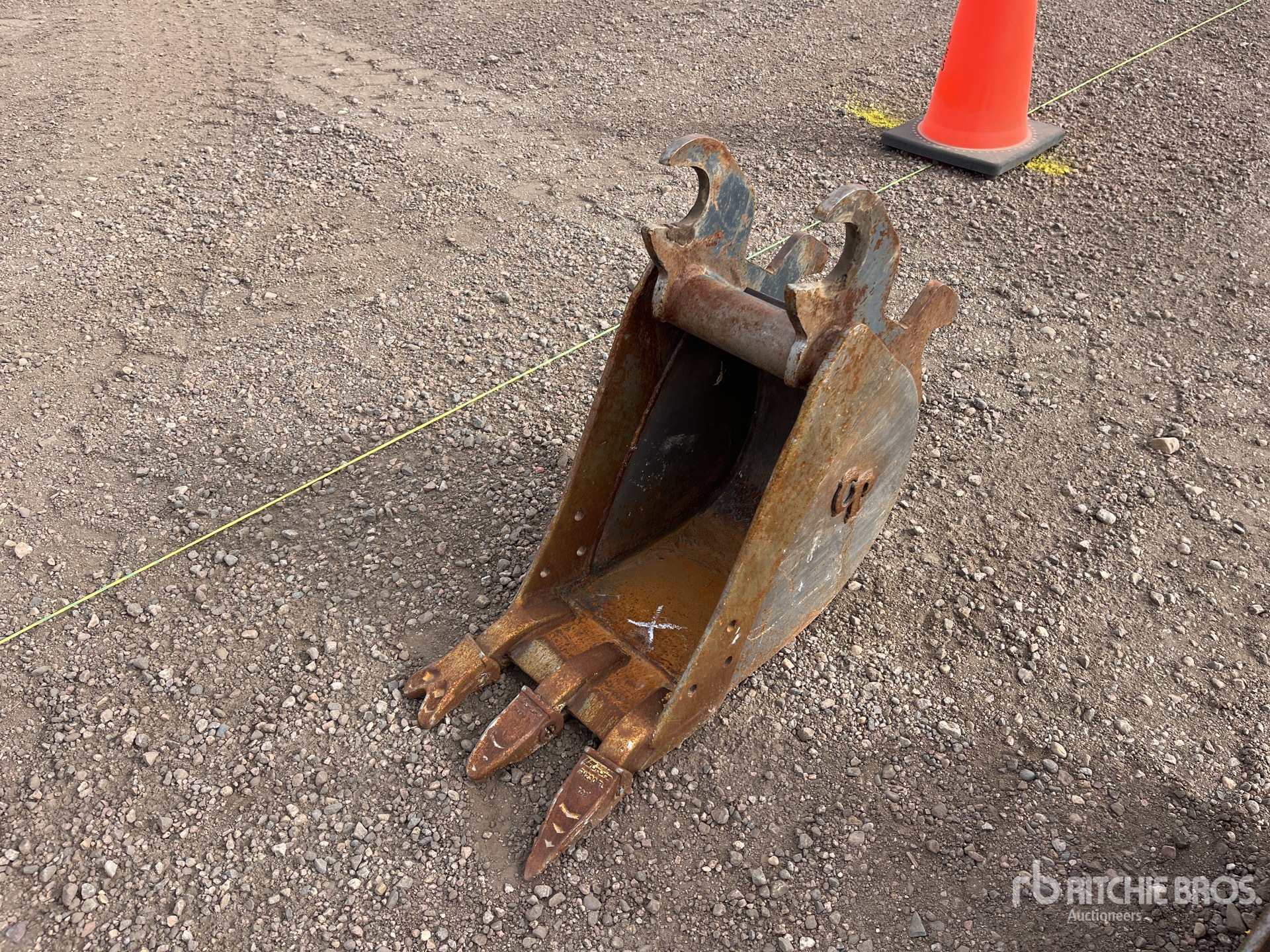 Aspect général with Image, coin avant gauche