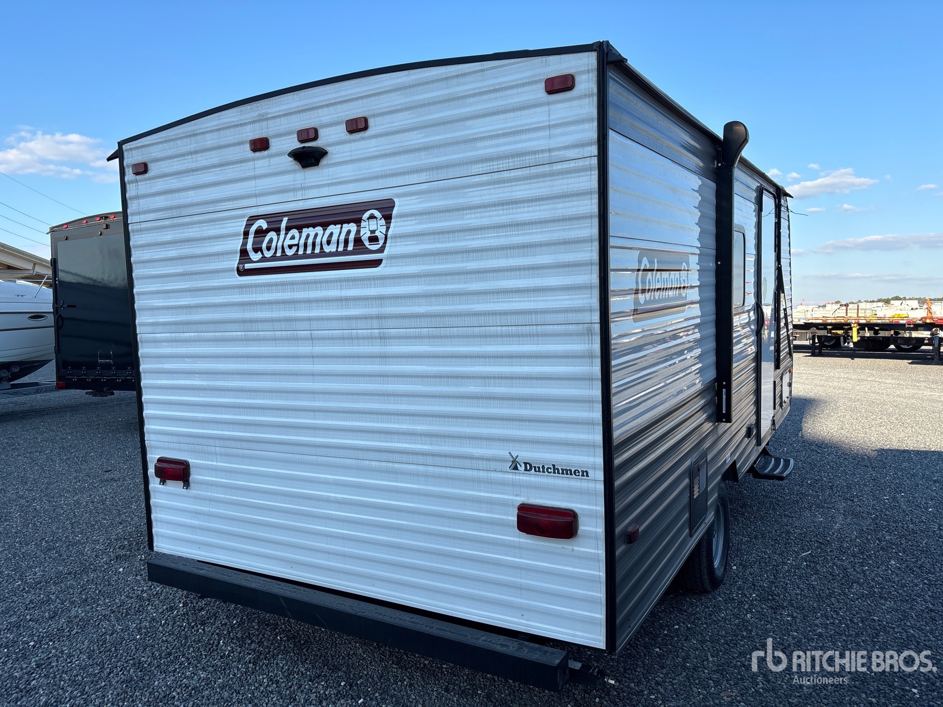 General Appearance with Imagen: esquina trasera derecha