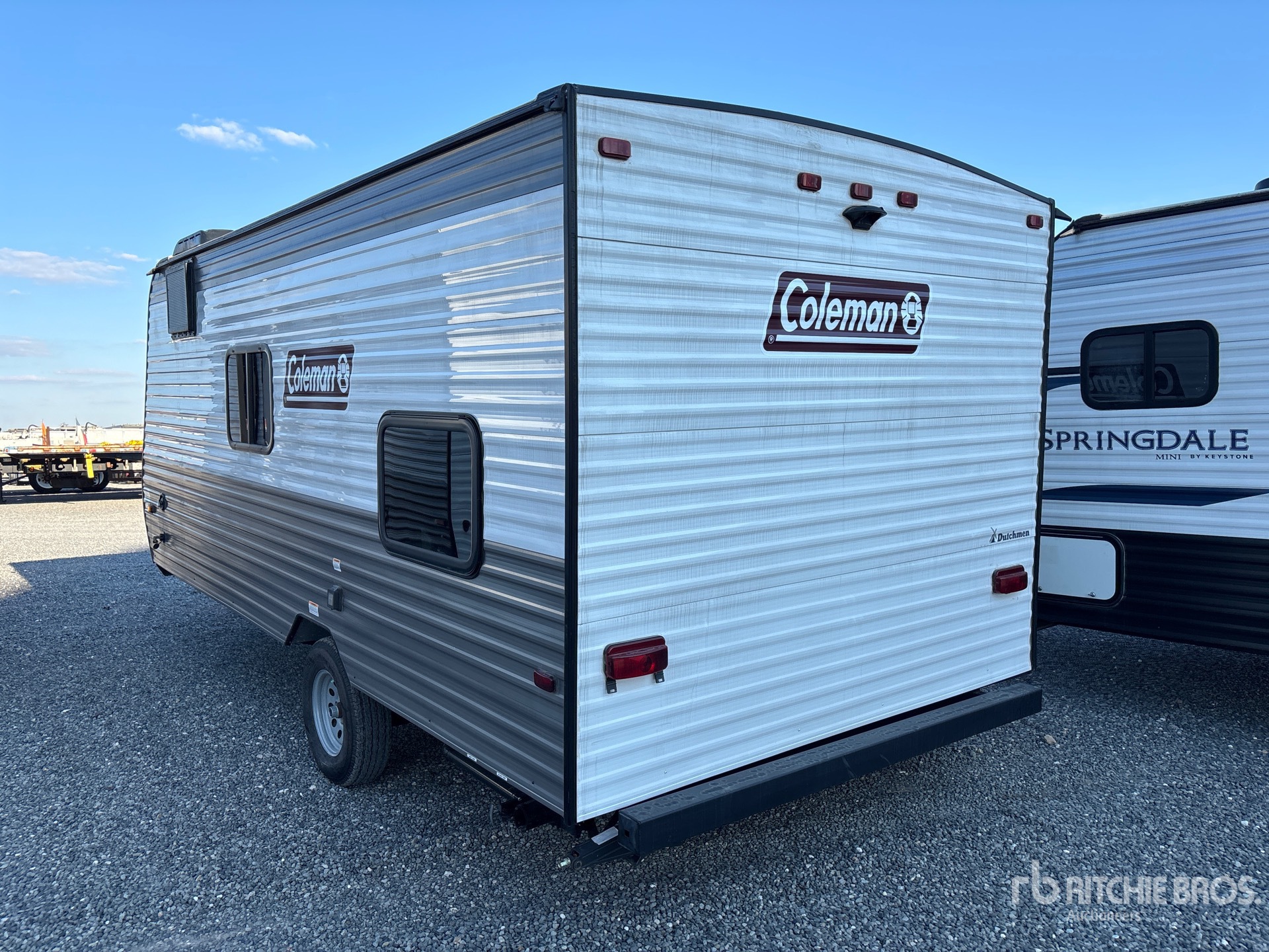 General Appearance with Imagen: esquina trasera izquierda