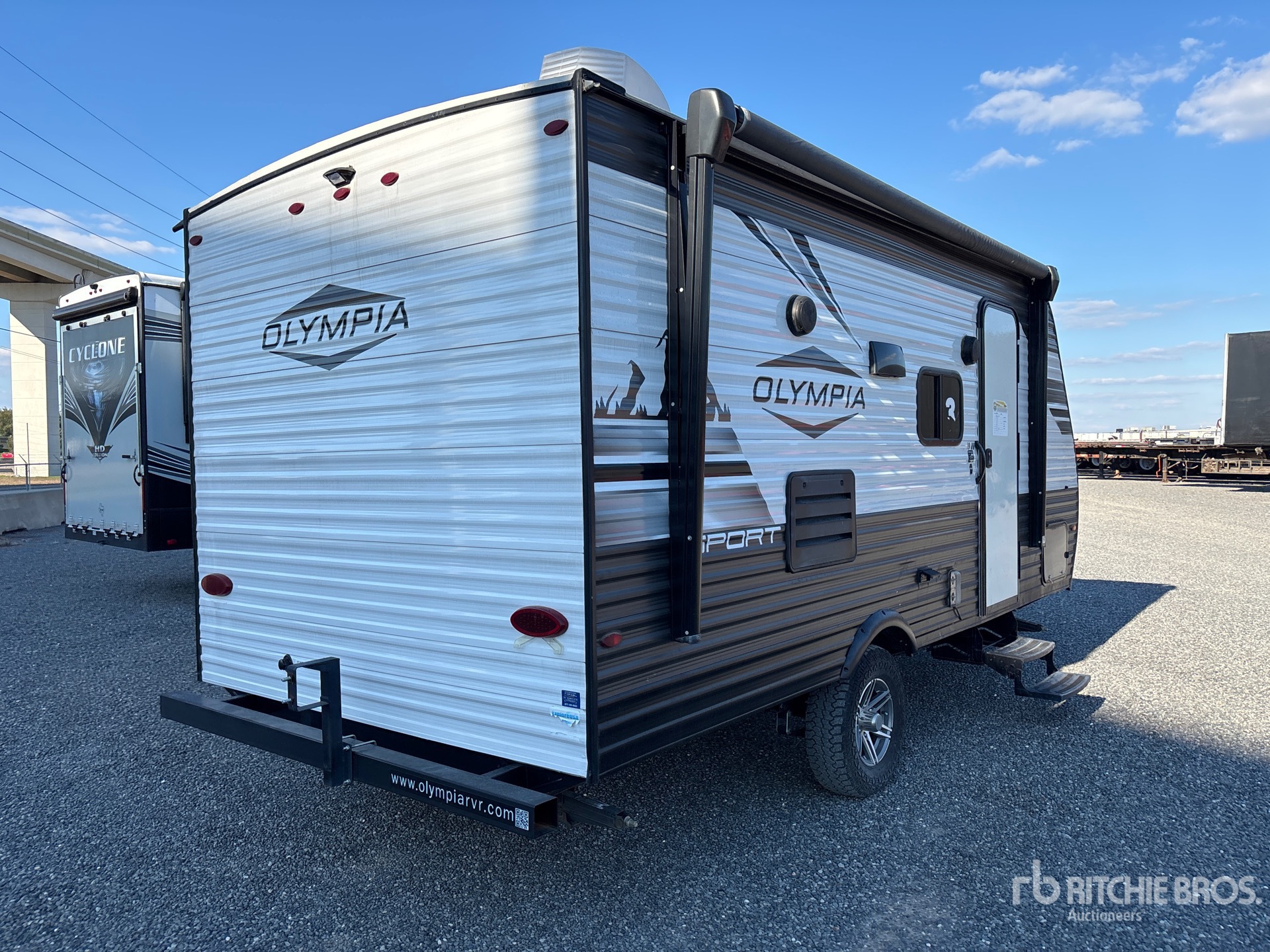 General Appearance with Imagen: esquina trasera derecha